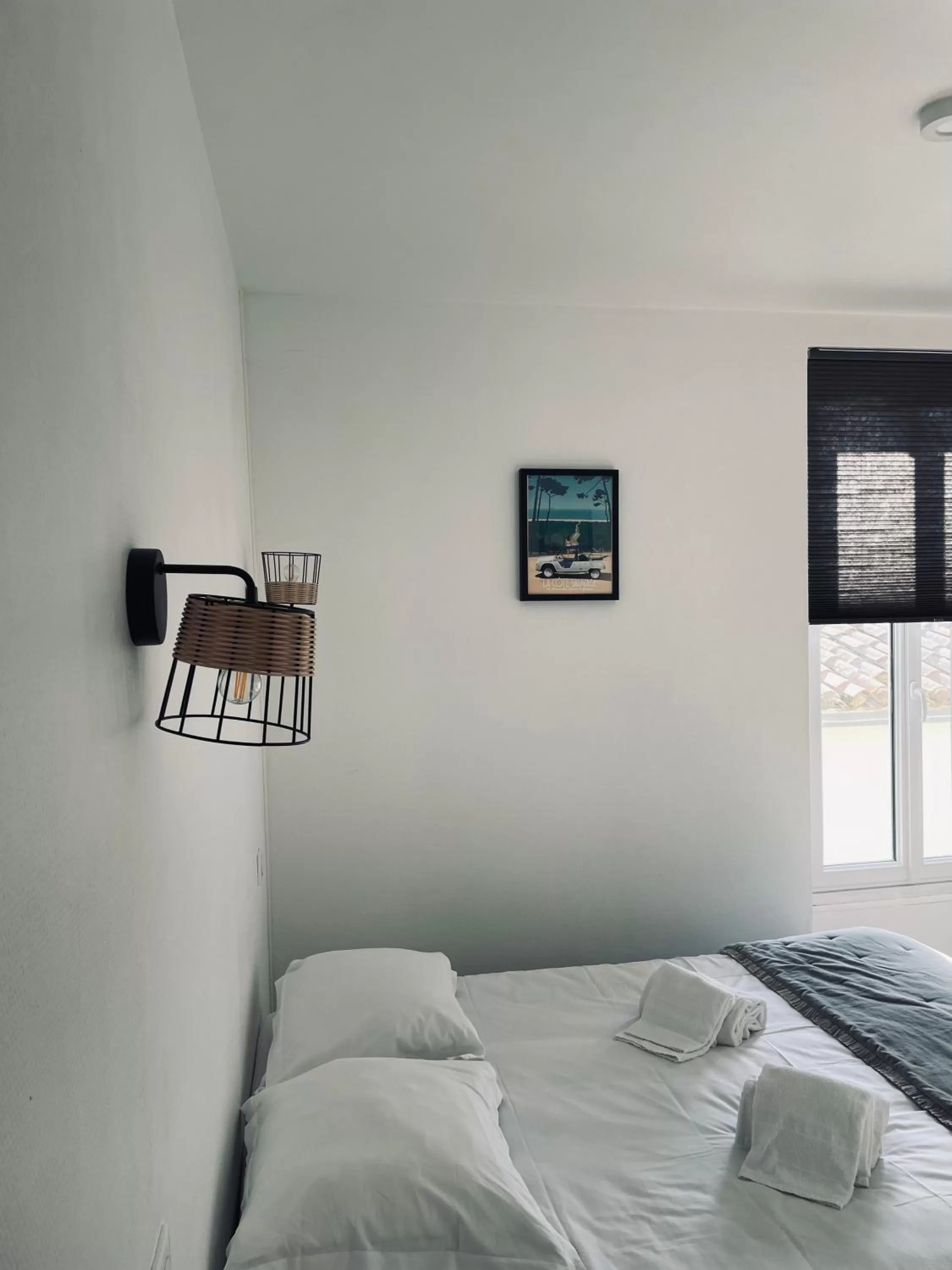 Bed in logis Paul Massy