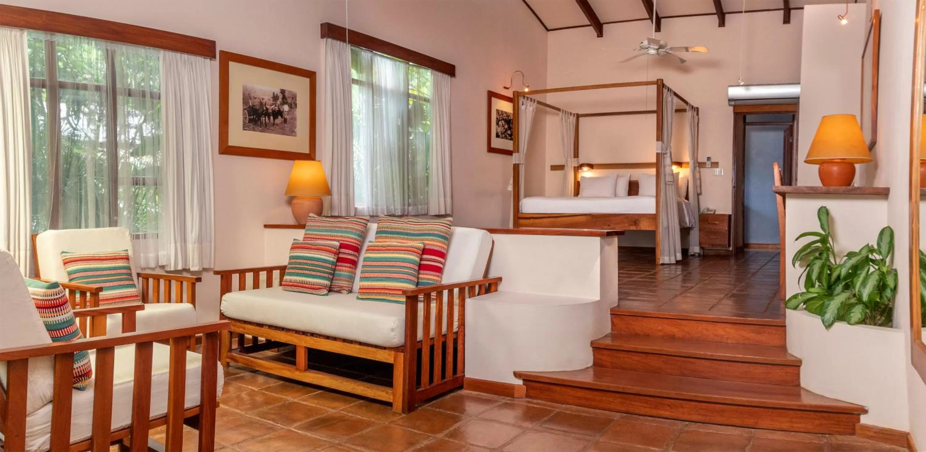 Living room in Capitán Suizo Beachfront Boutique Hotel
