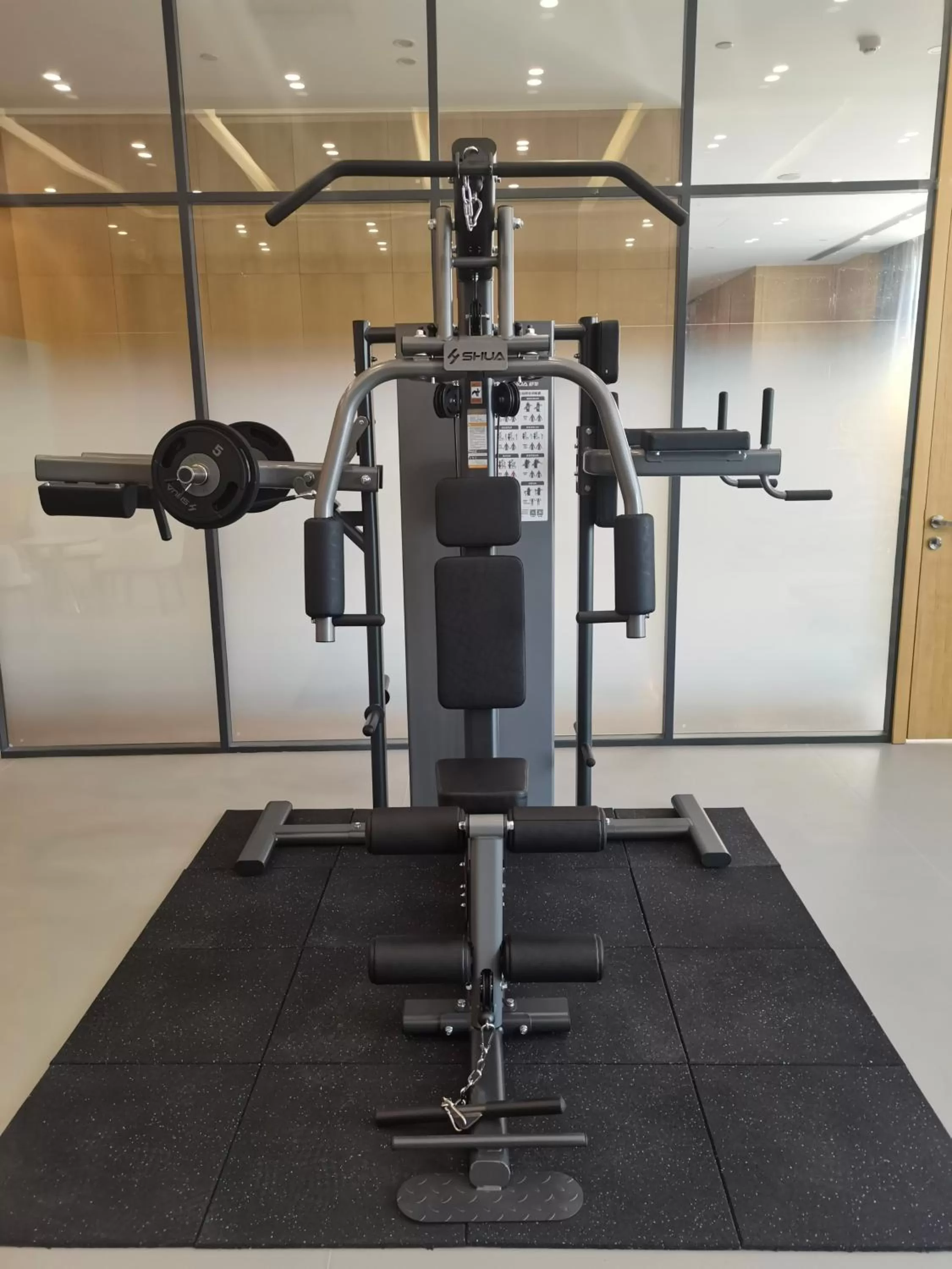 Fitness centre/facilities in Holiday Inn Express - Yantai YEDA by IHG