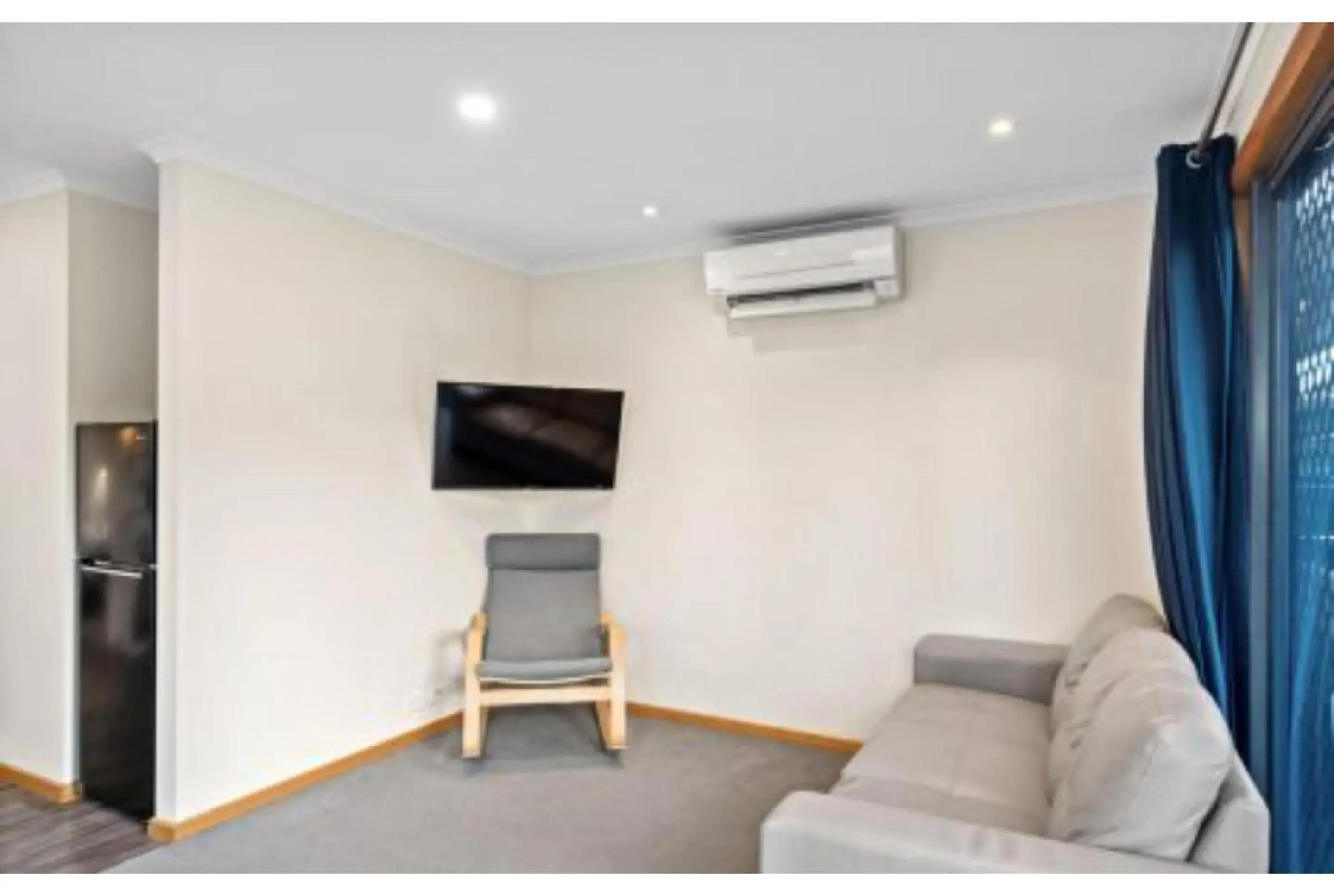 Living room in Discovery Parks - Hobart Living room in Discovery Parks - Hobart