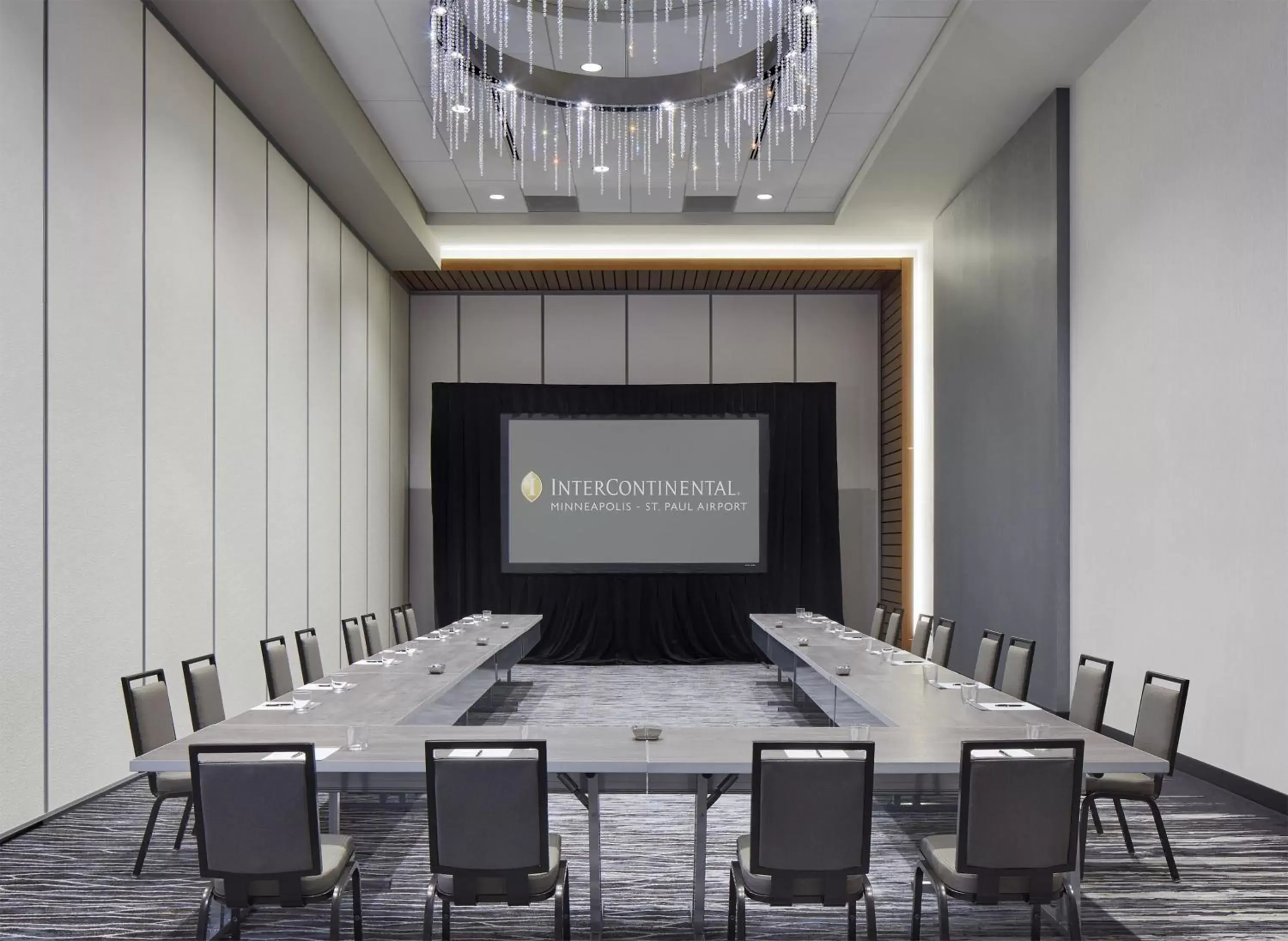 Banquet/Function facilities in InterContinental Minneapolis - St. Paul Airport, an IHG Hotel