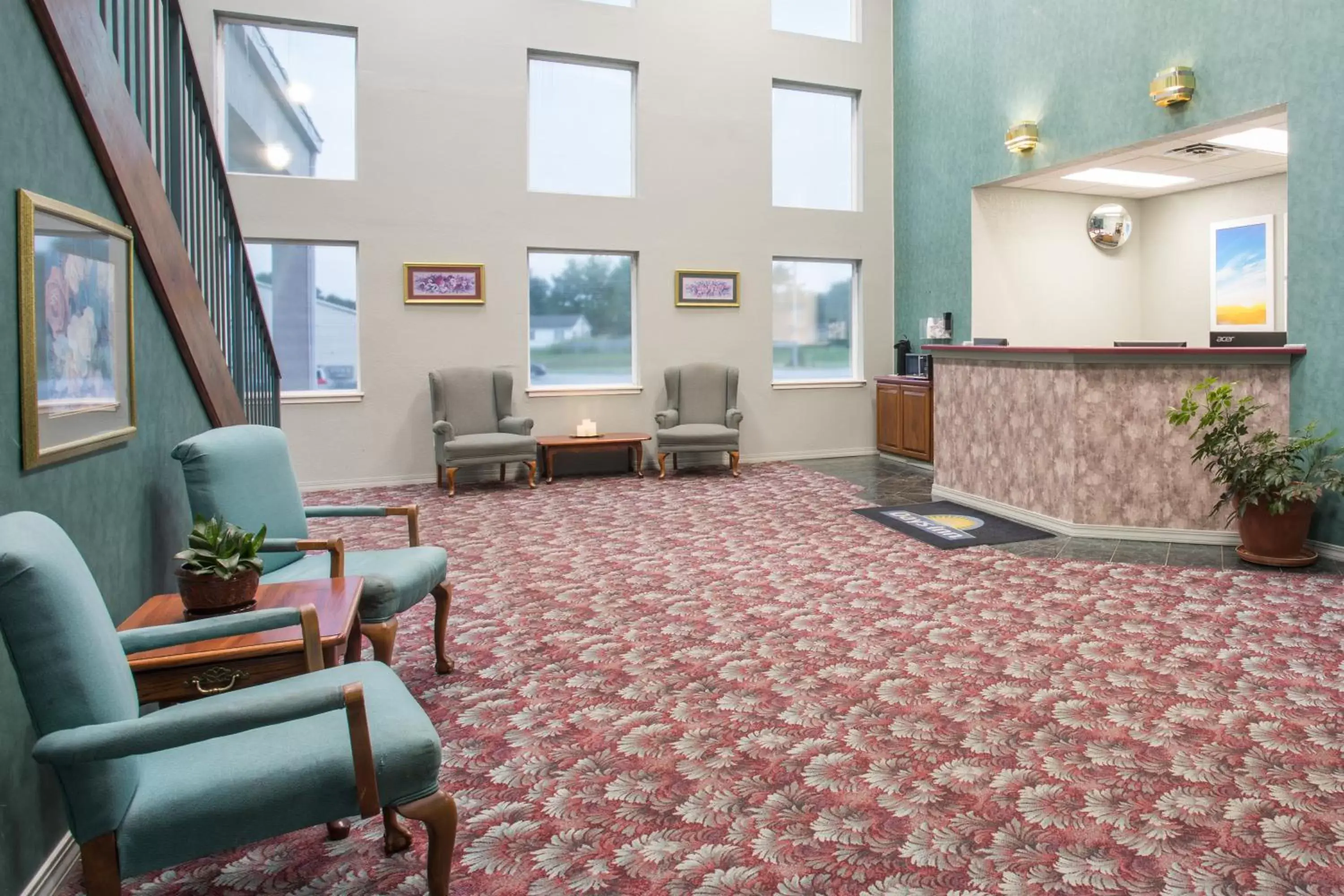 Lobby or reception in Days Inn by Wyndham Harrison Lobby or reception in Days Inn by Wyndham Harrison