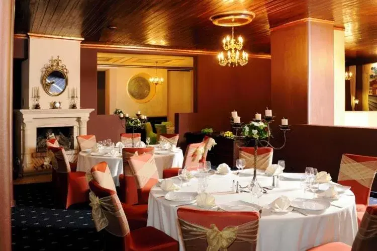 Restaurant/Places to Eat in Alpin ApartHotel 2302