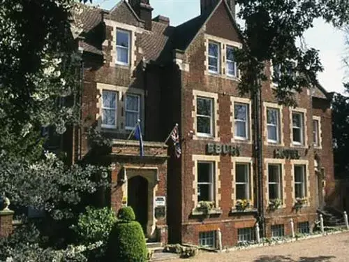 Property Building in Ebury Hotel Cottages and Apartment's