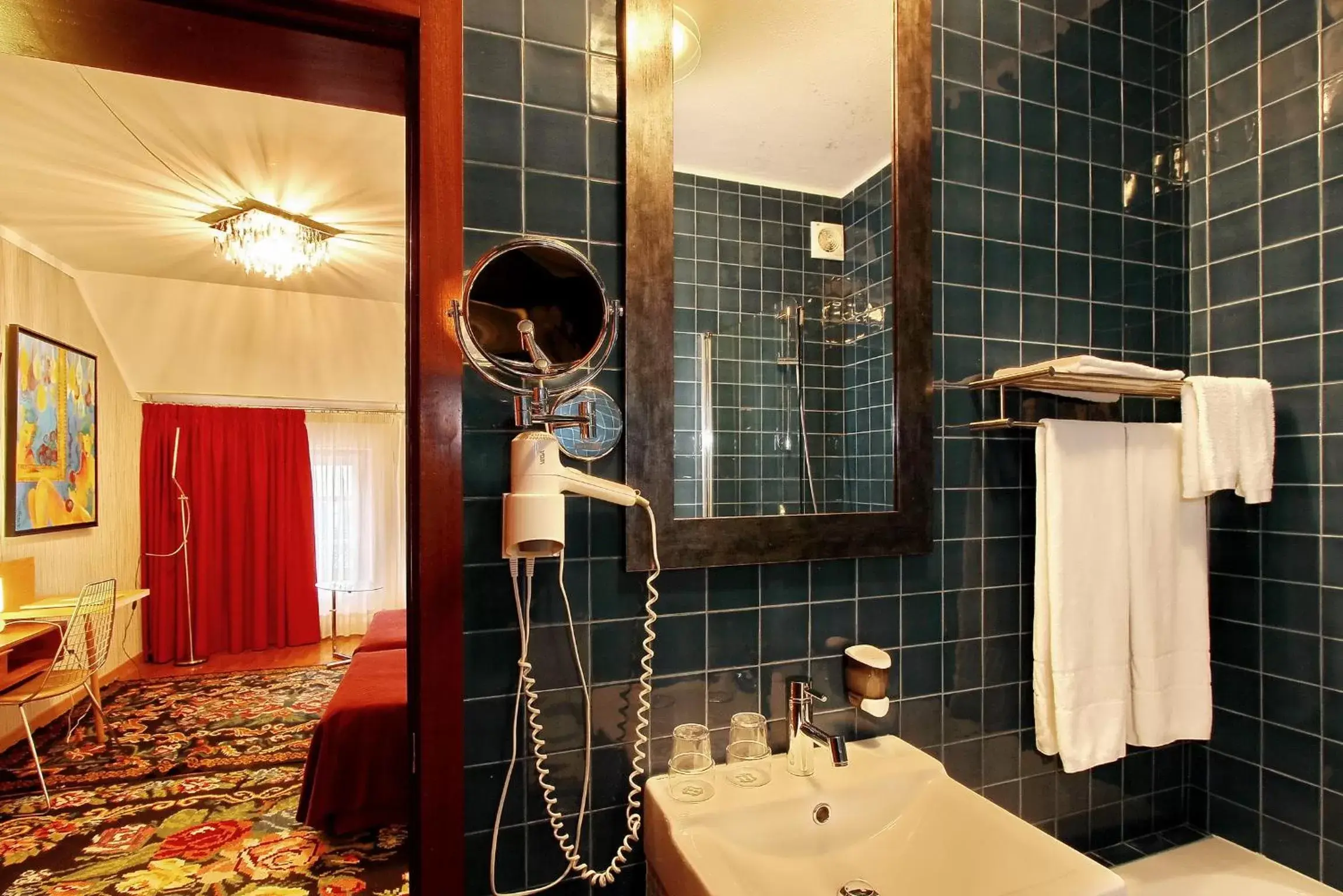 Bathroom in Hotel Mestre de Avis