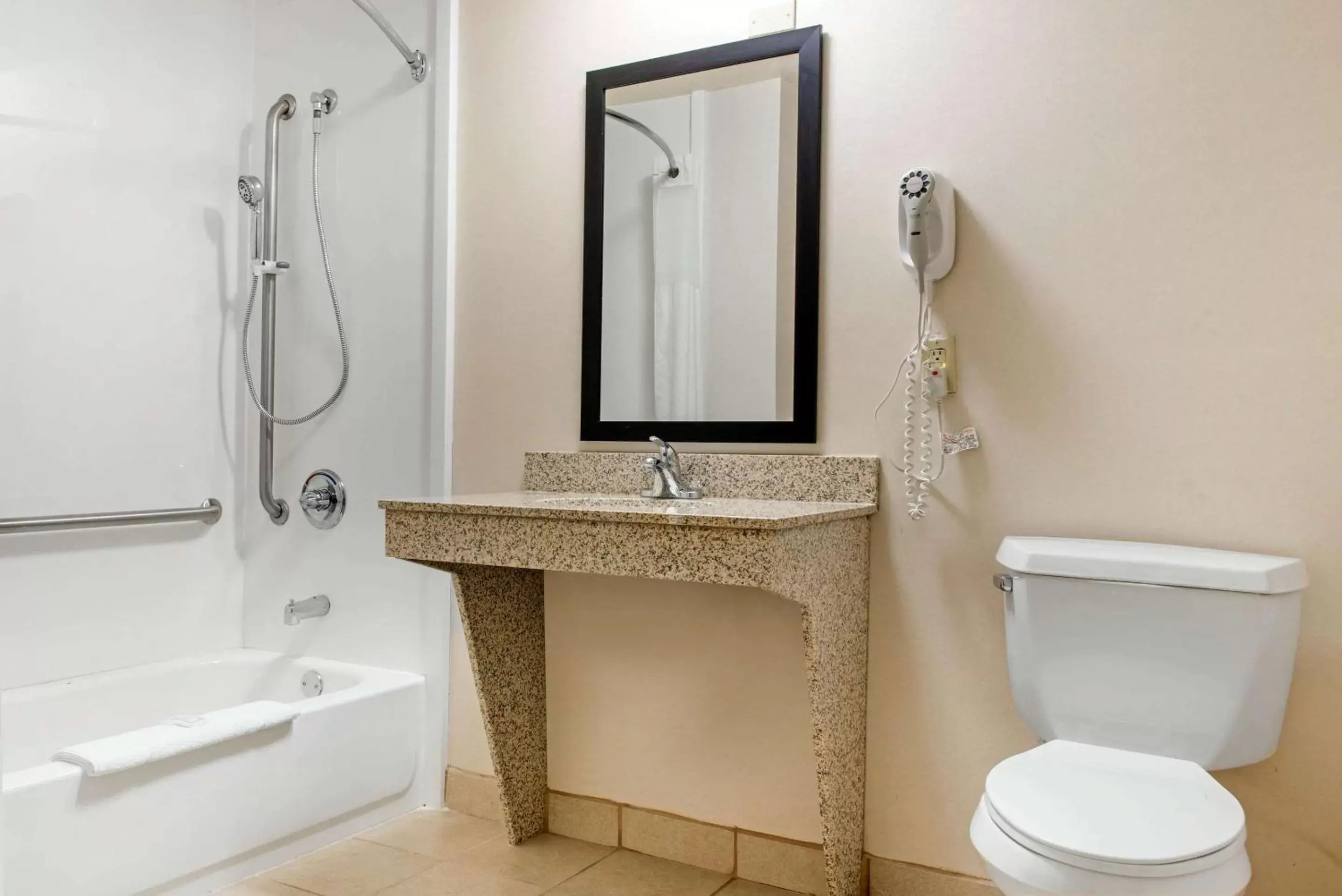 Bedroom, Bathroom in Clarion Inn Dayton Airport