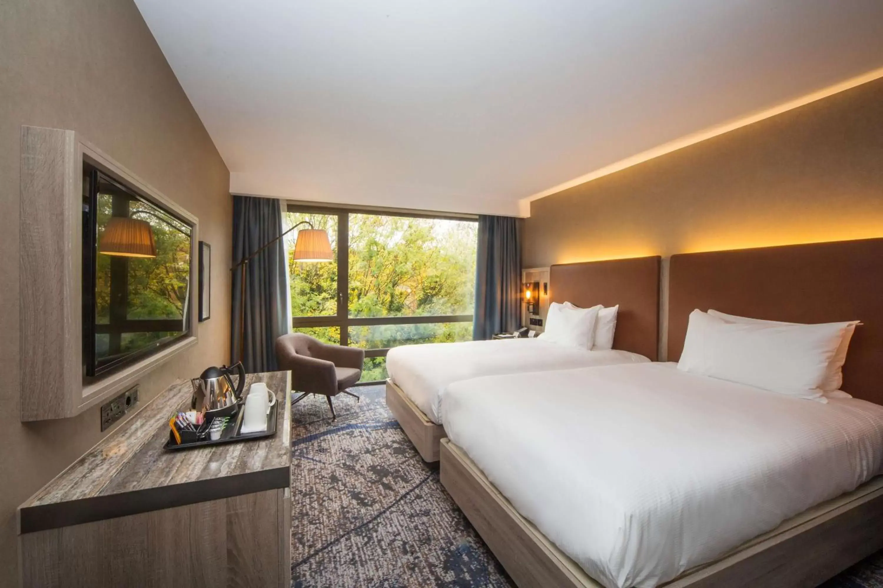 Bed in DoubleTree by Hilton London Kingston Upon Thames