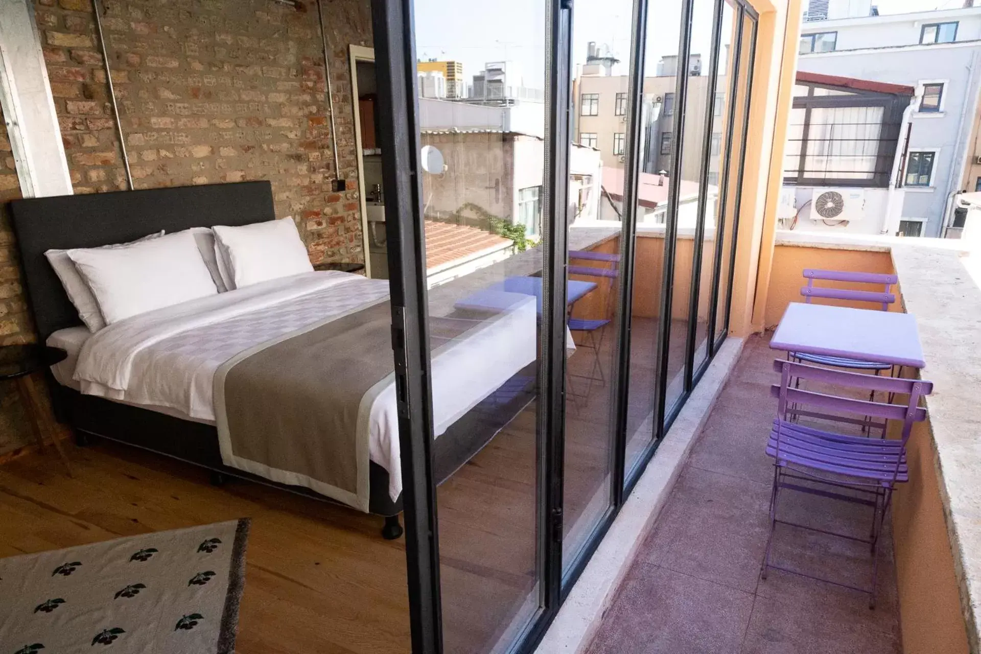 Balcony/Terrace, Bed in Novus Pera Hotel
