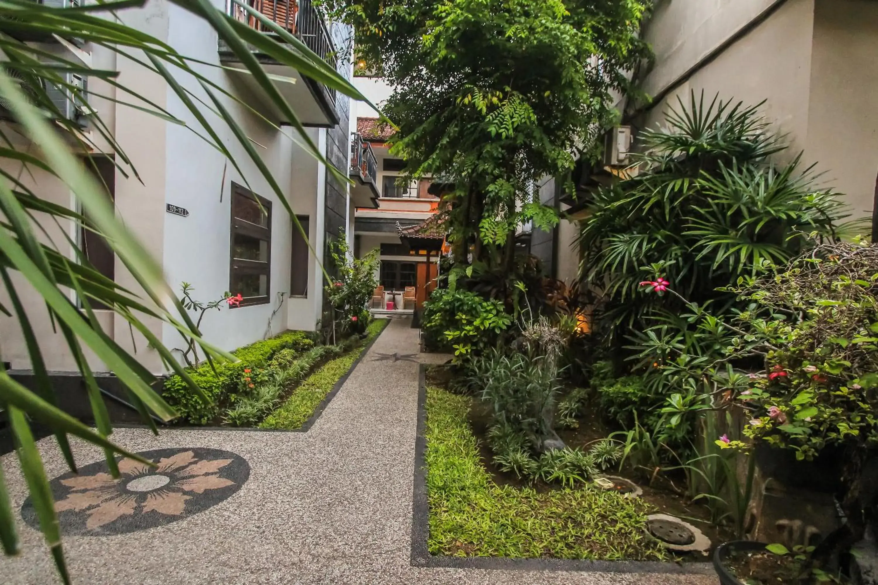 Garden in Legian Village Hotel - CHSE Certified