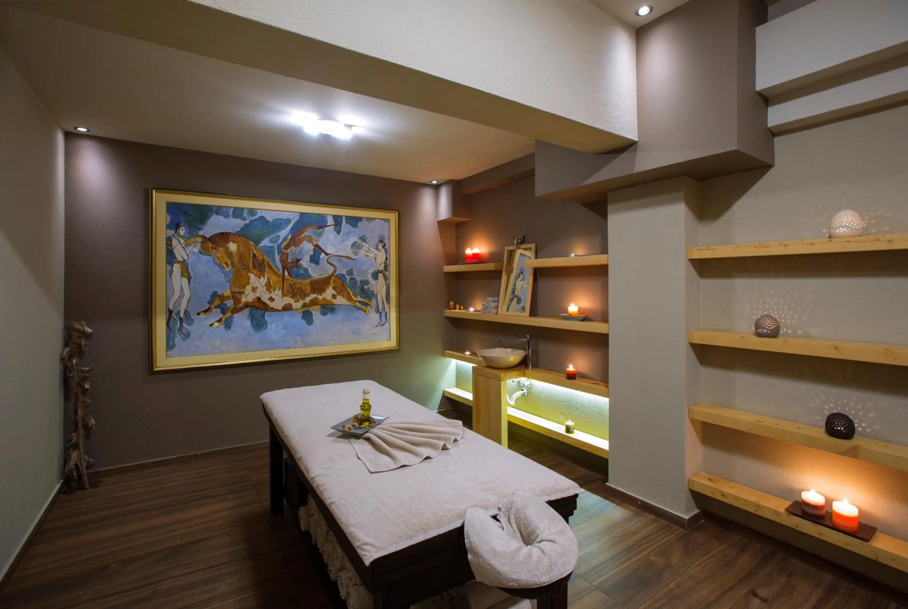 Massage in Atlantis Beach Hotel