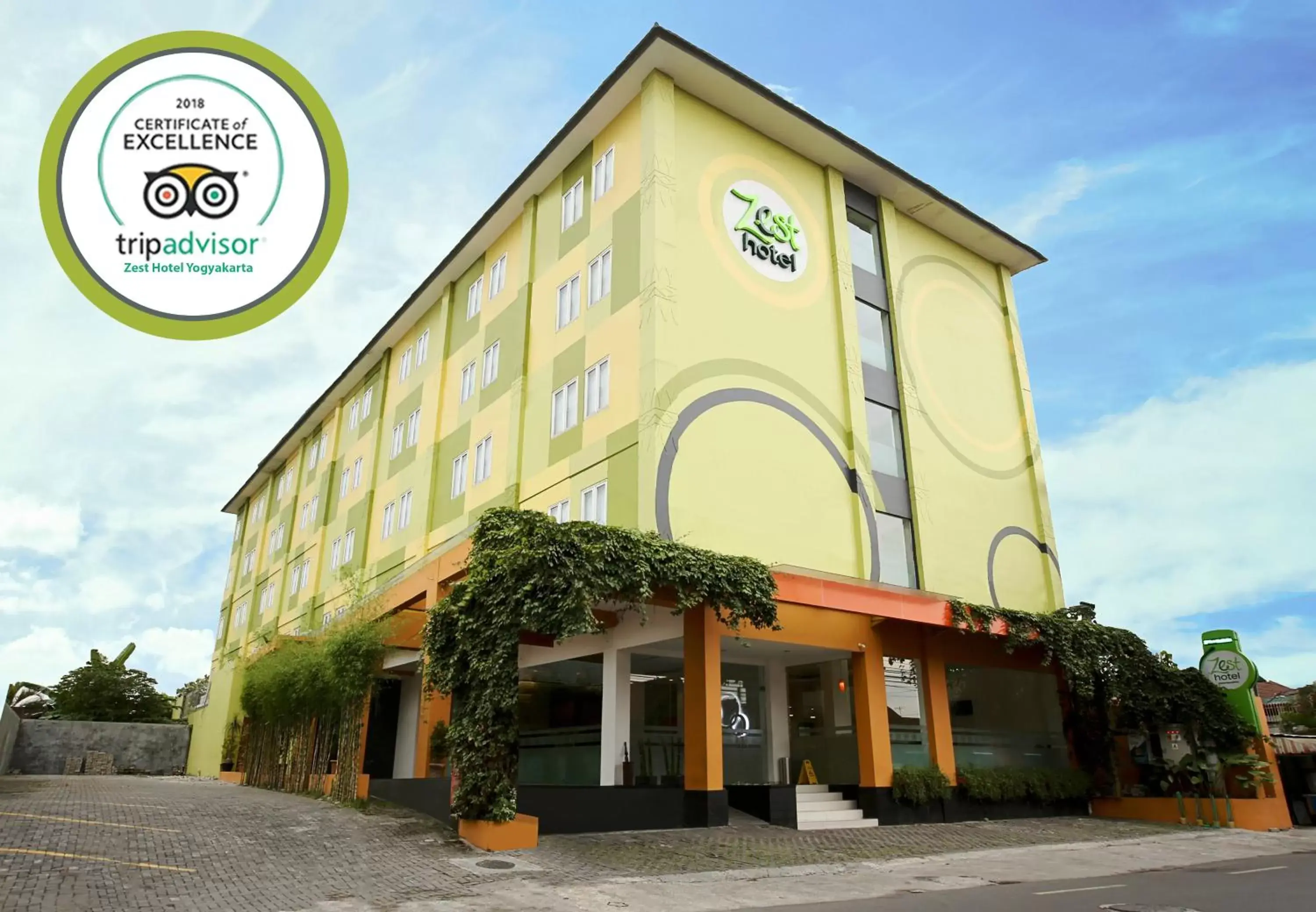 Property building in Zest Yogyakarta by Swiss-Belhotel International Property building in Zest Yogyakarta by Swiss-Belhotel International
