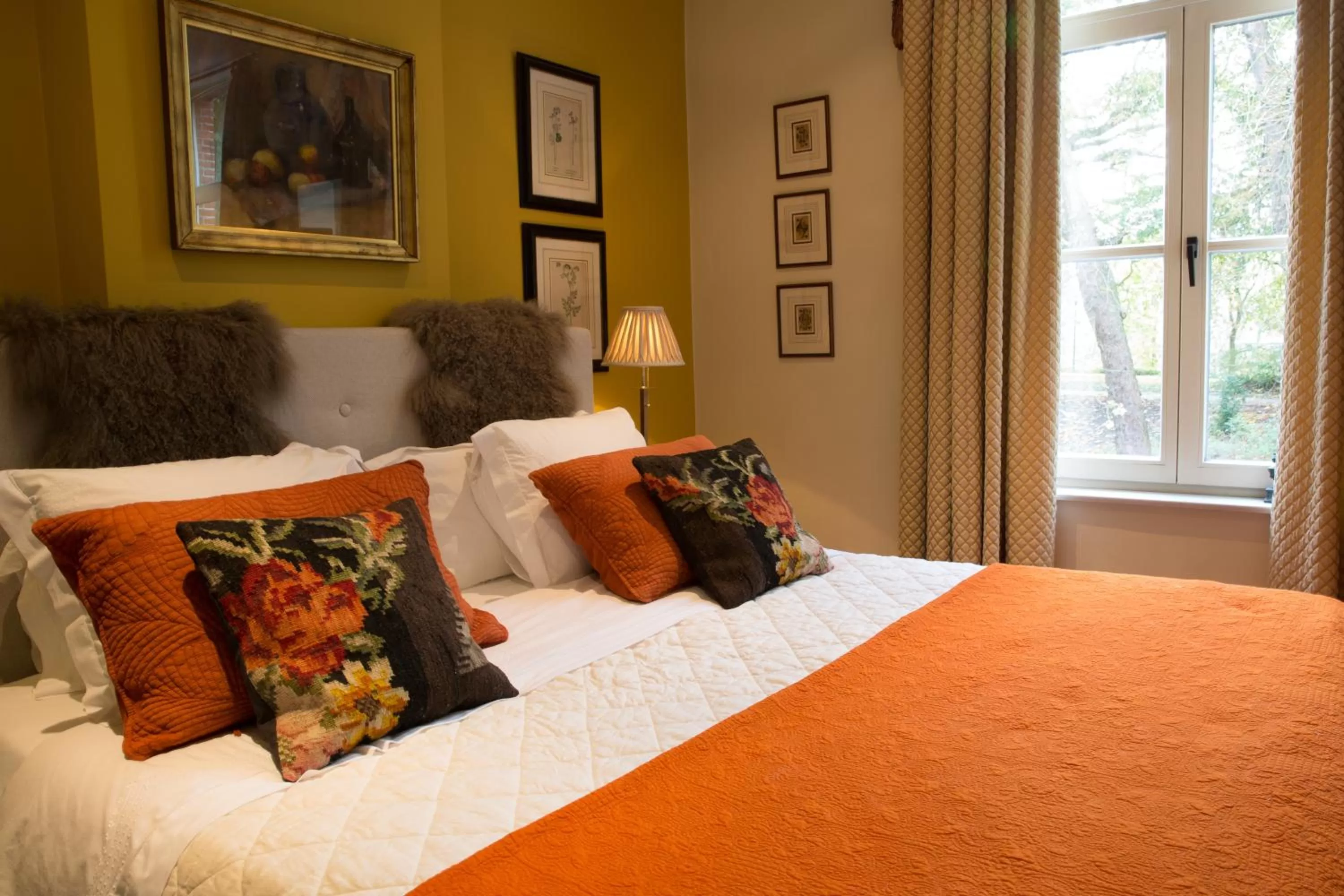 Bed in TWO ROOMS IN BRUGES