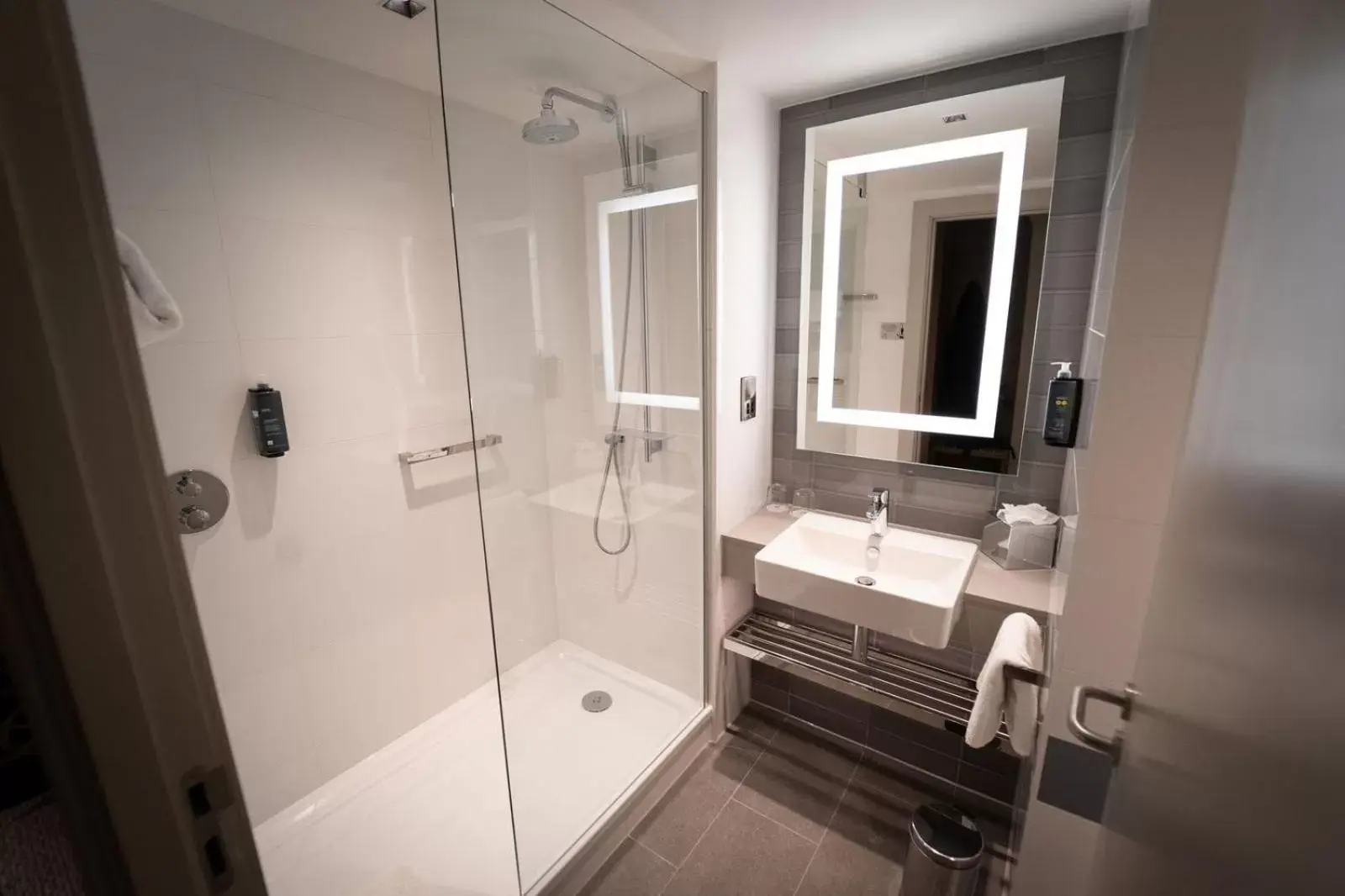 Shower, Bathroom in Clayton Hotel Glasgow City