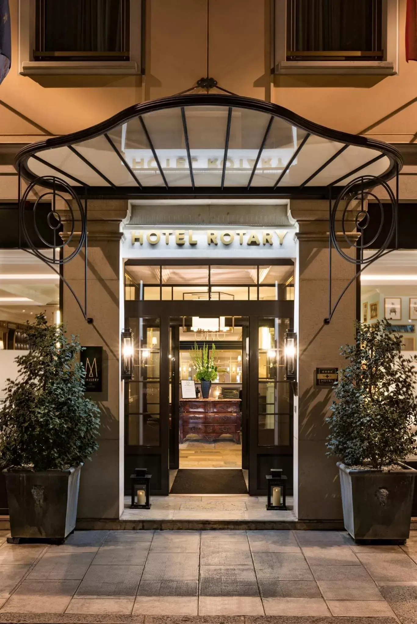 Facade/entrance in Hotel Rotary Geneva - MGallery