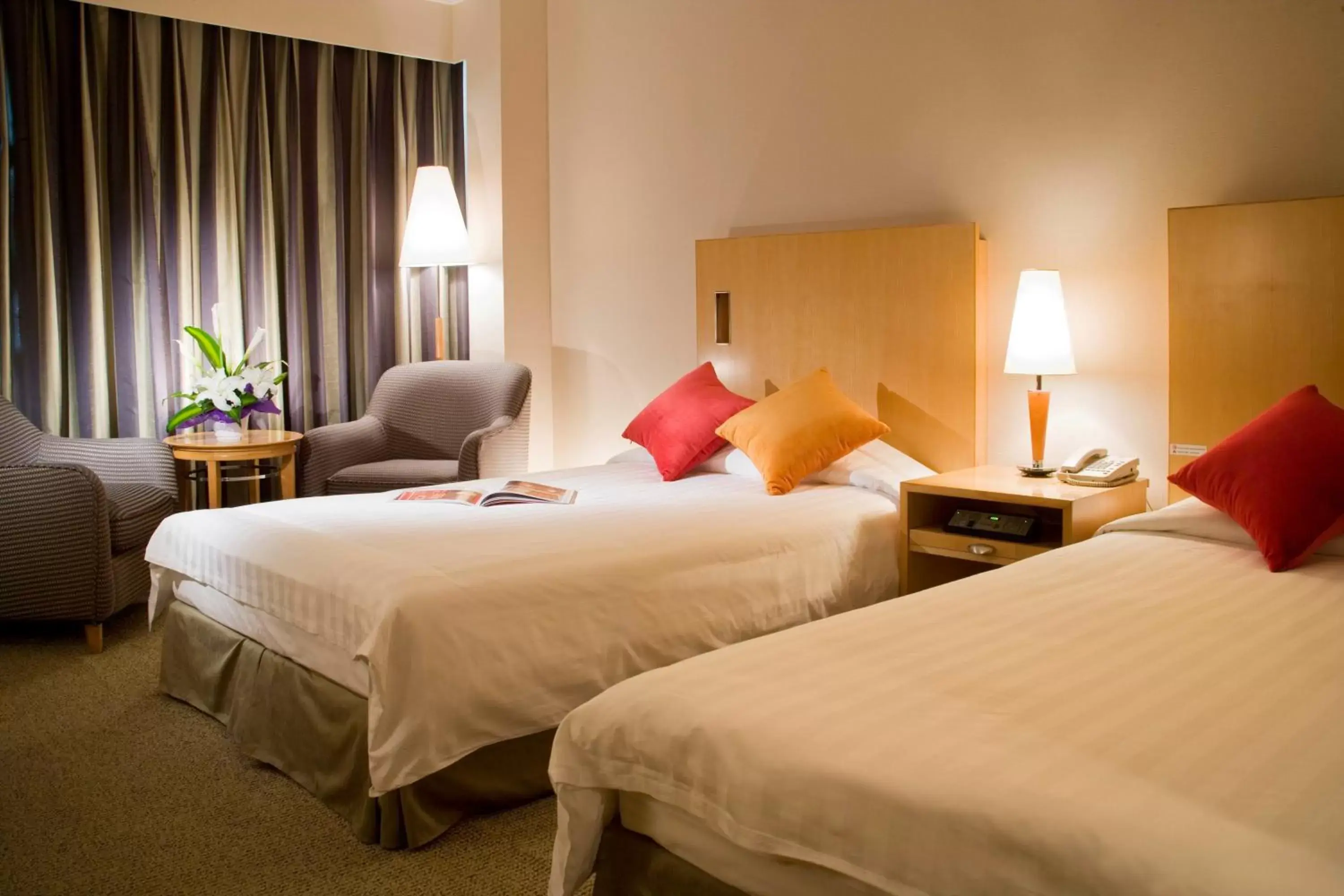 Property building, Bed in Beijing XinQiao Hotel Property building, Bed in Beijing XinQiao Hotel