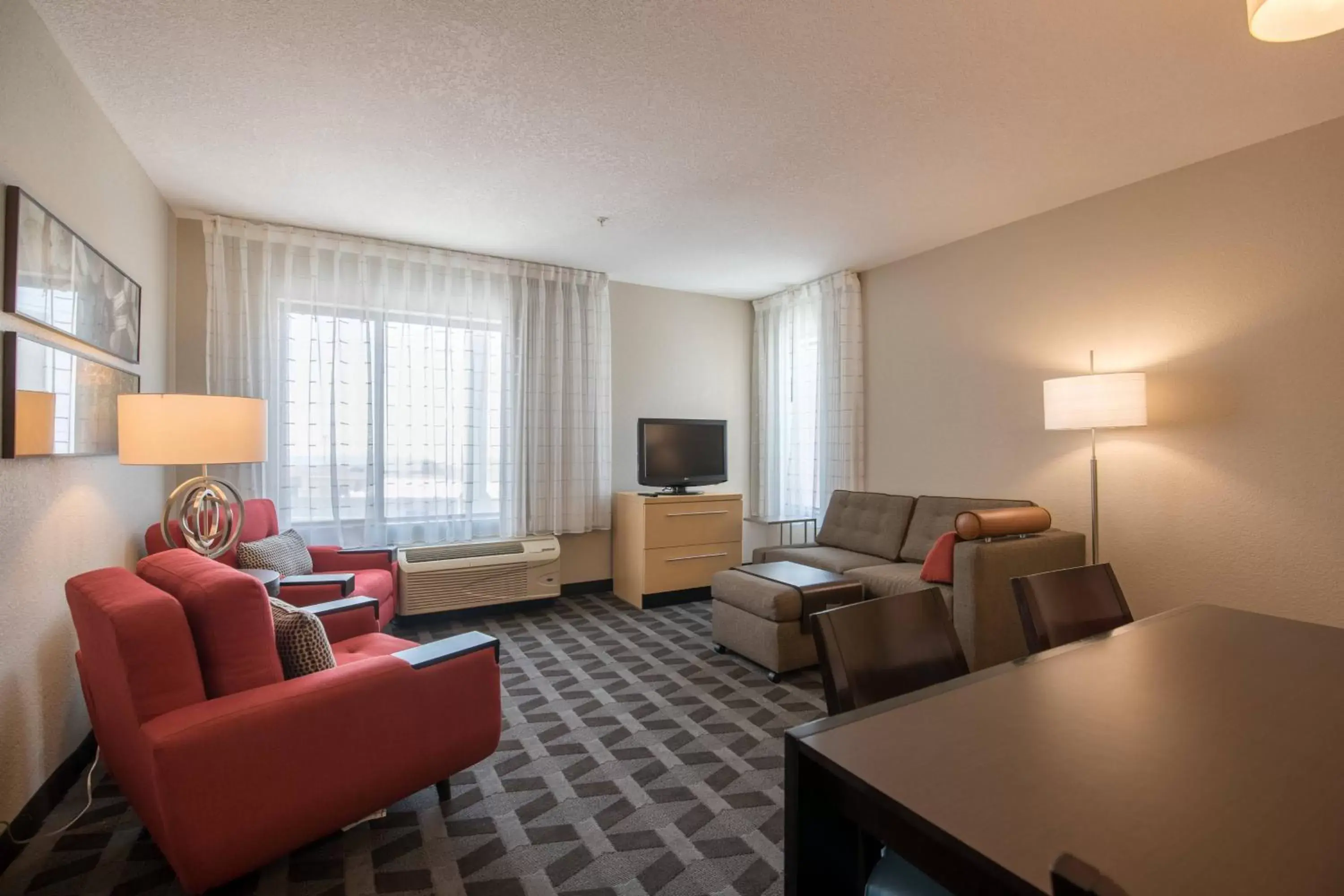 Living room, Seating Area in TownePlace Suites by Marriott Provo Orem
