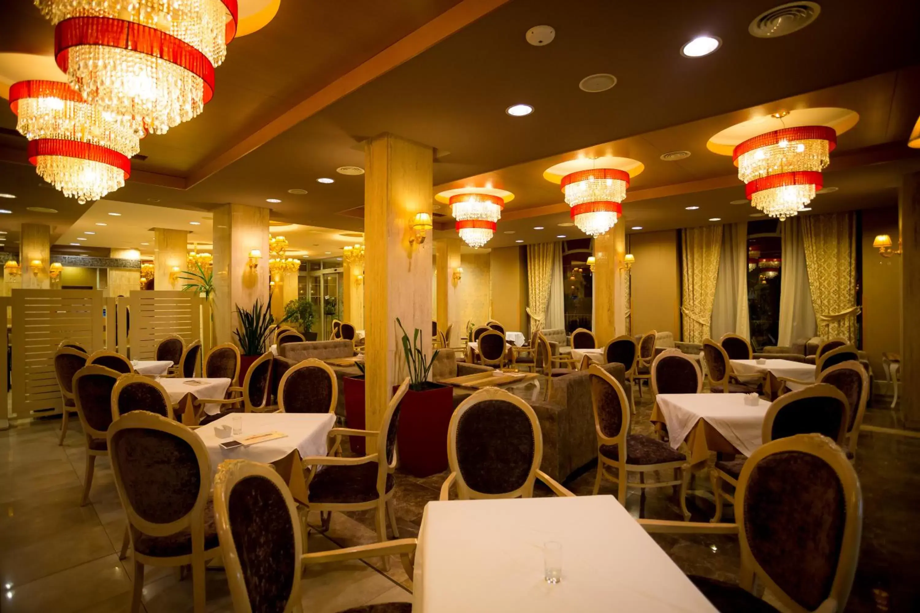 Restaurant/Places to Eat in Hotel Colosseo & Spa