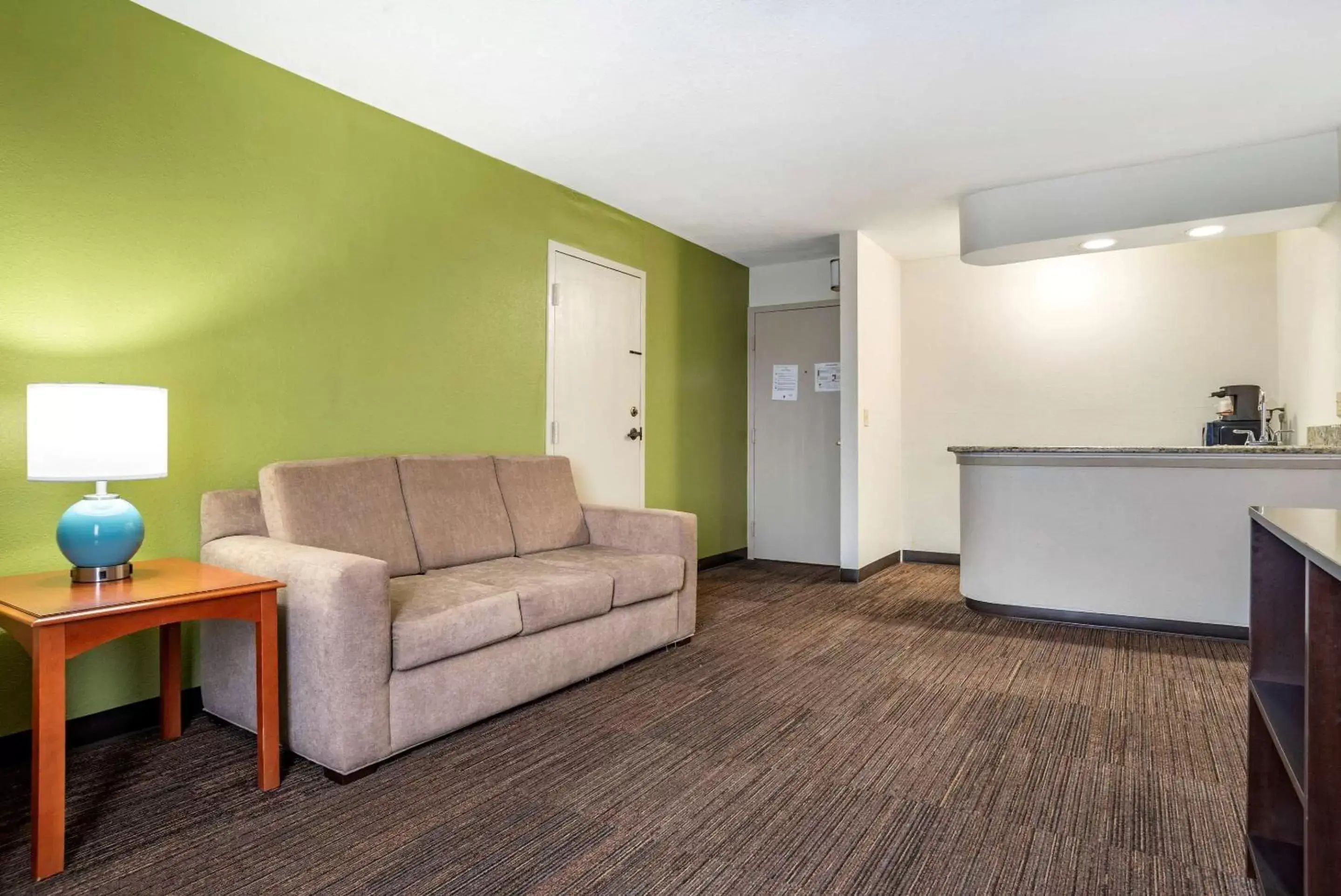 Photo of the whole room, Seating Area in Sleep Inn Destin near Miramar Beach