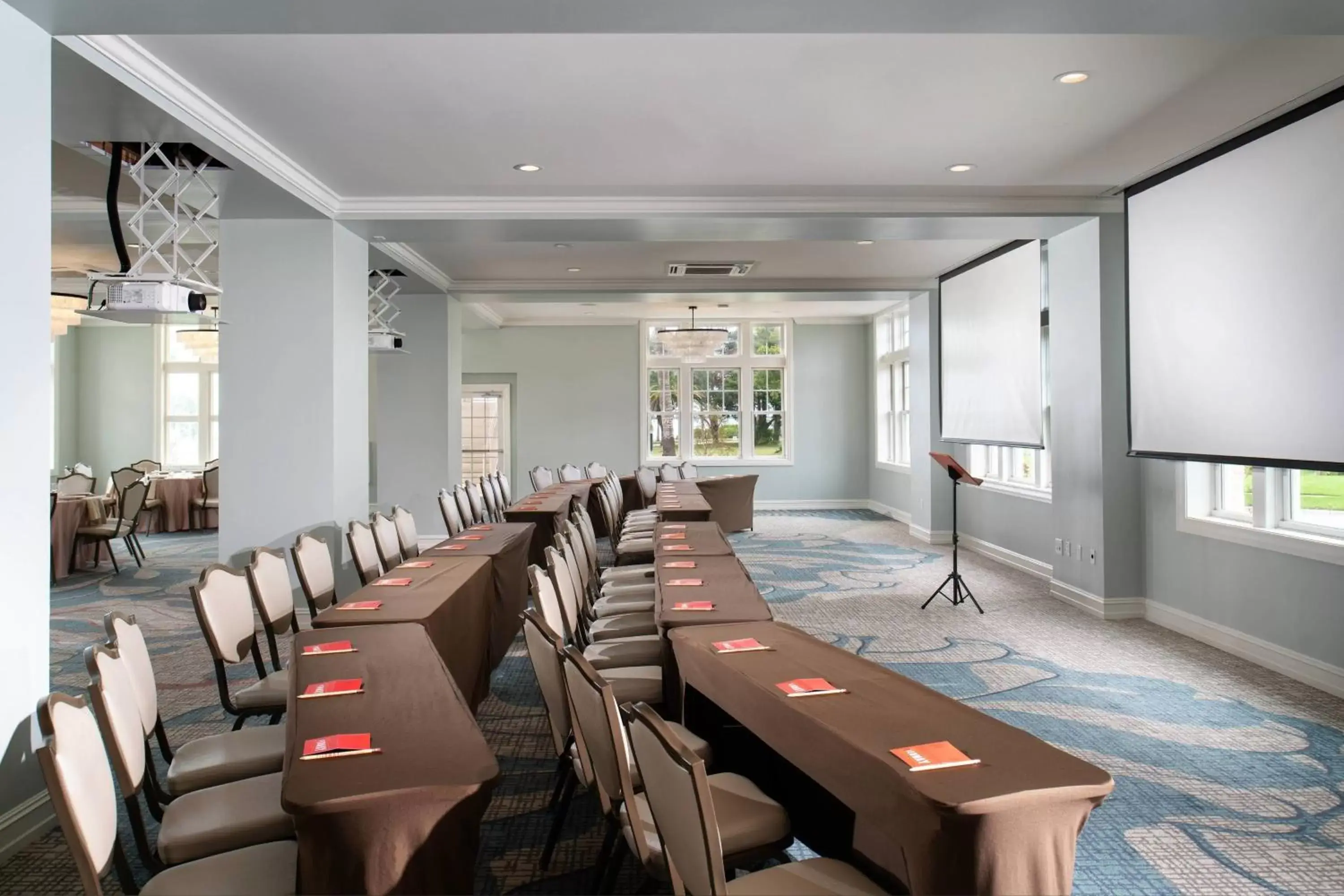 Meeting/conference room in Fenway Hotel, Autograph Collection