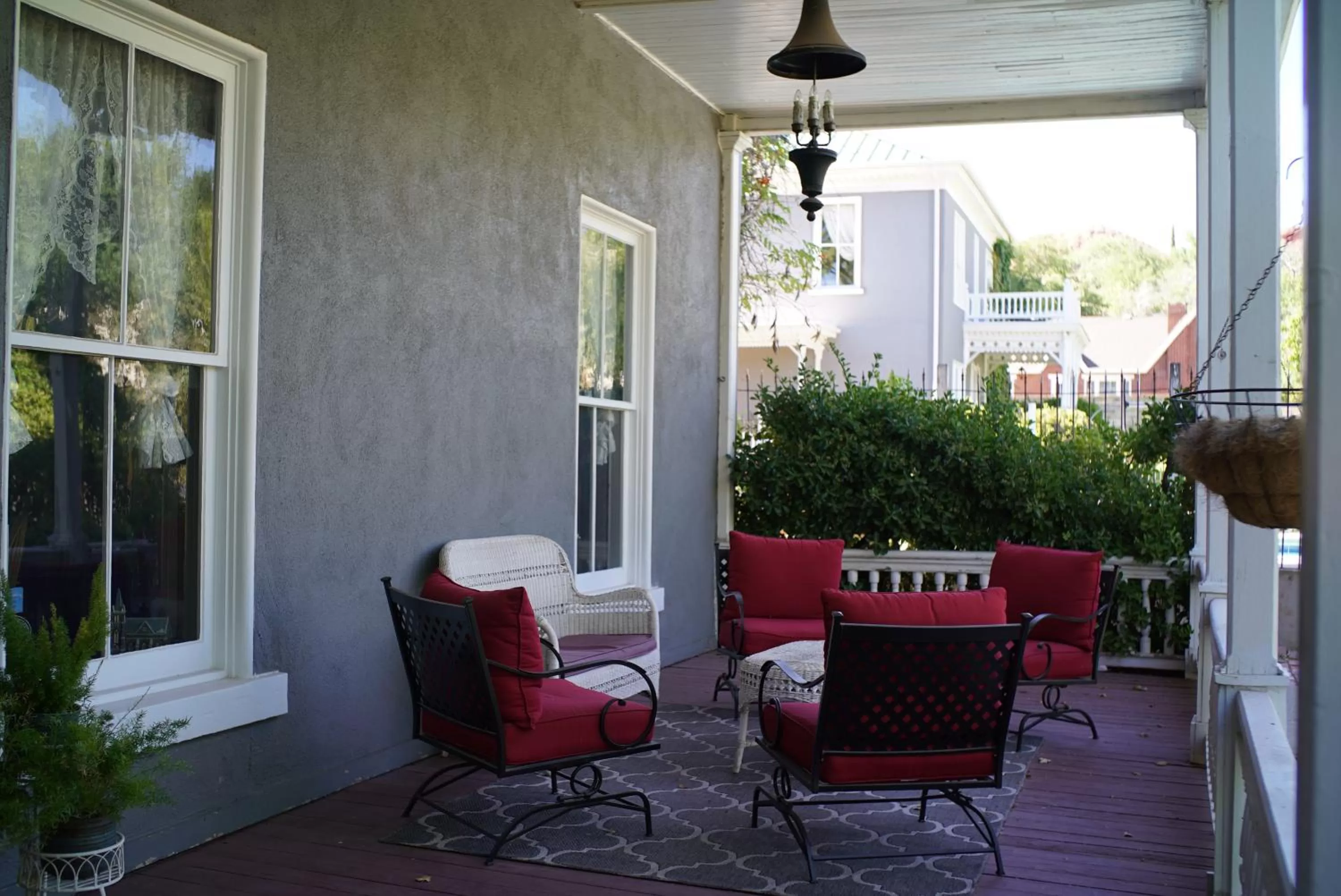 Property building in The Mulberry Inn -An Historic Bed and Breakfast