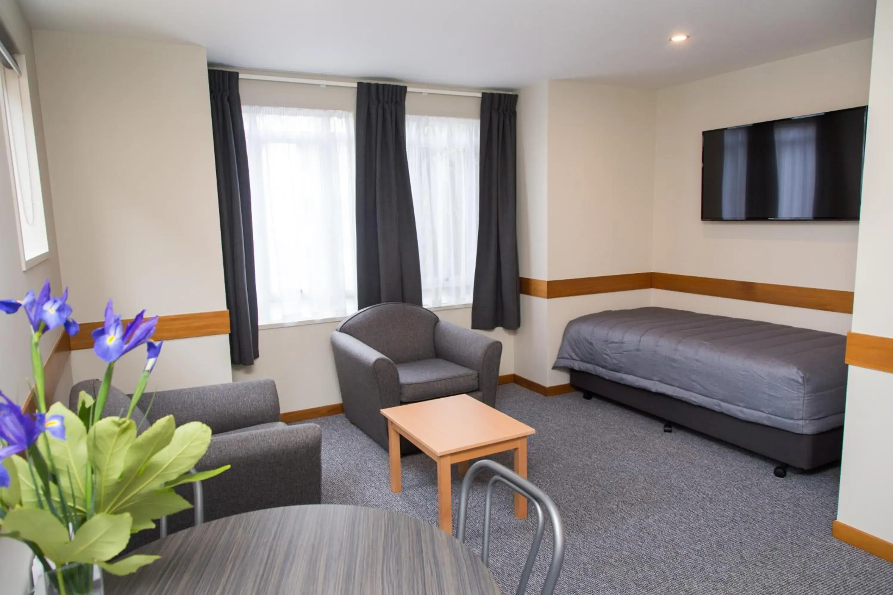 Seating Area in Dunedin Motel and Villas