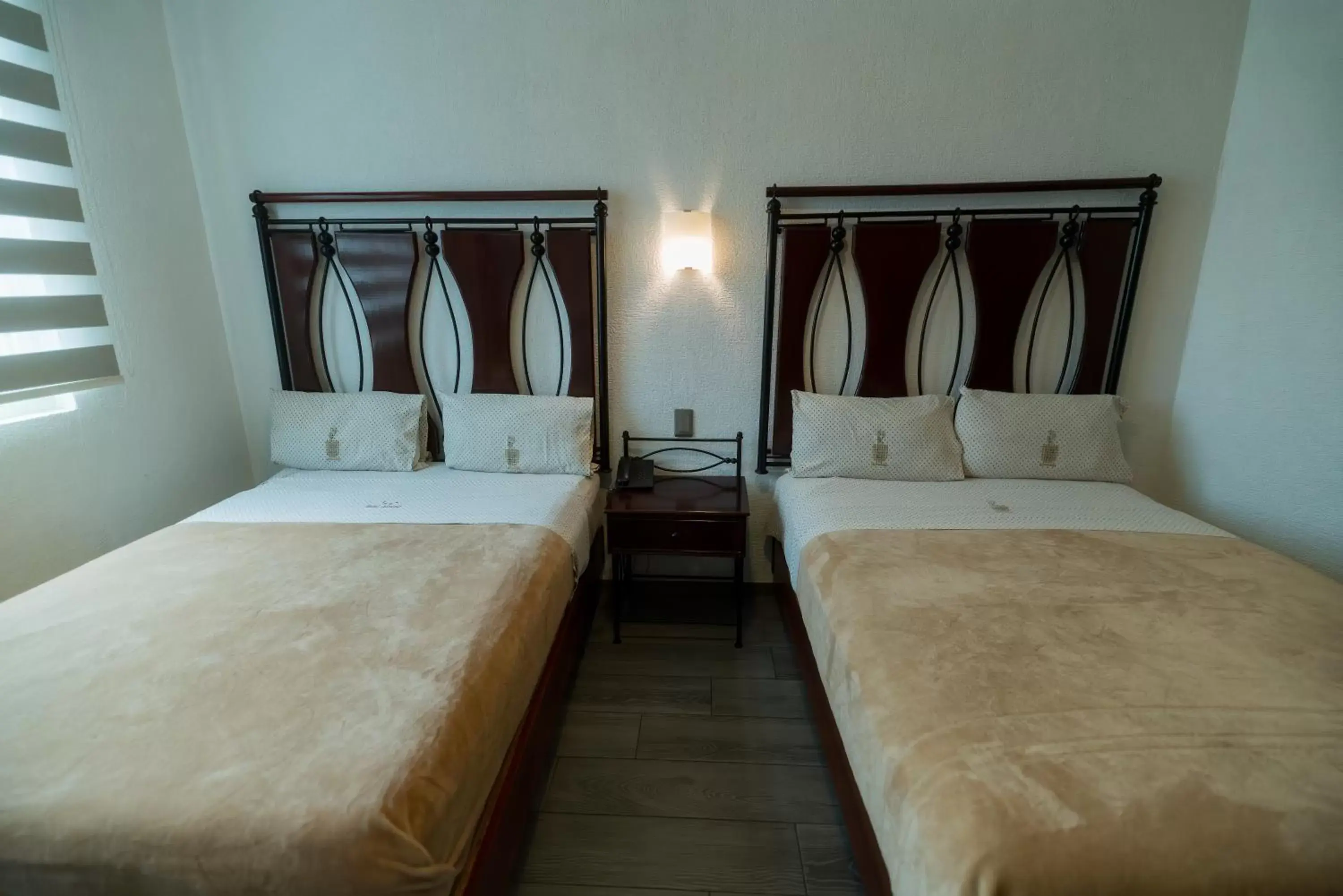 Bedroom, Bed in Hotel Alcazar - Guadalajara Centro Historico Bedroom, Bed in Hotel Alcazar - Guadalajara Centro Historico