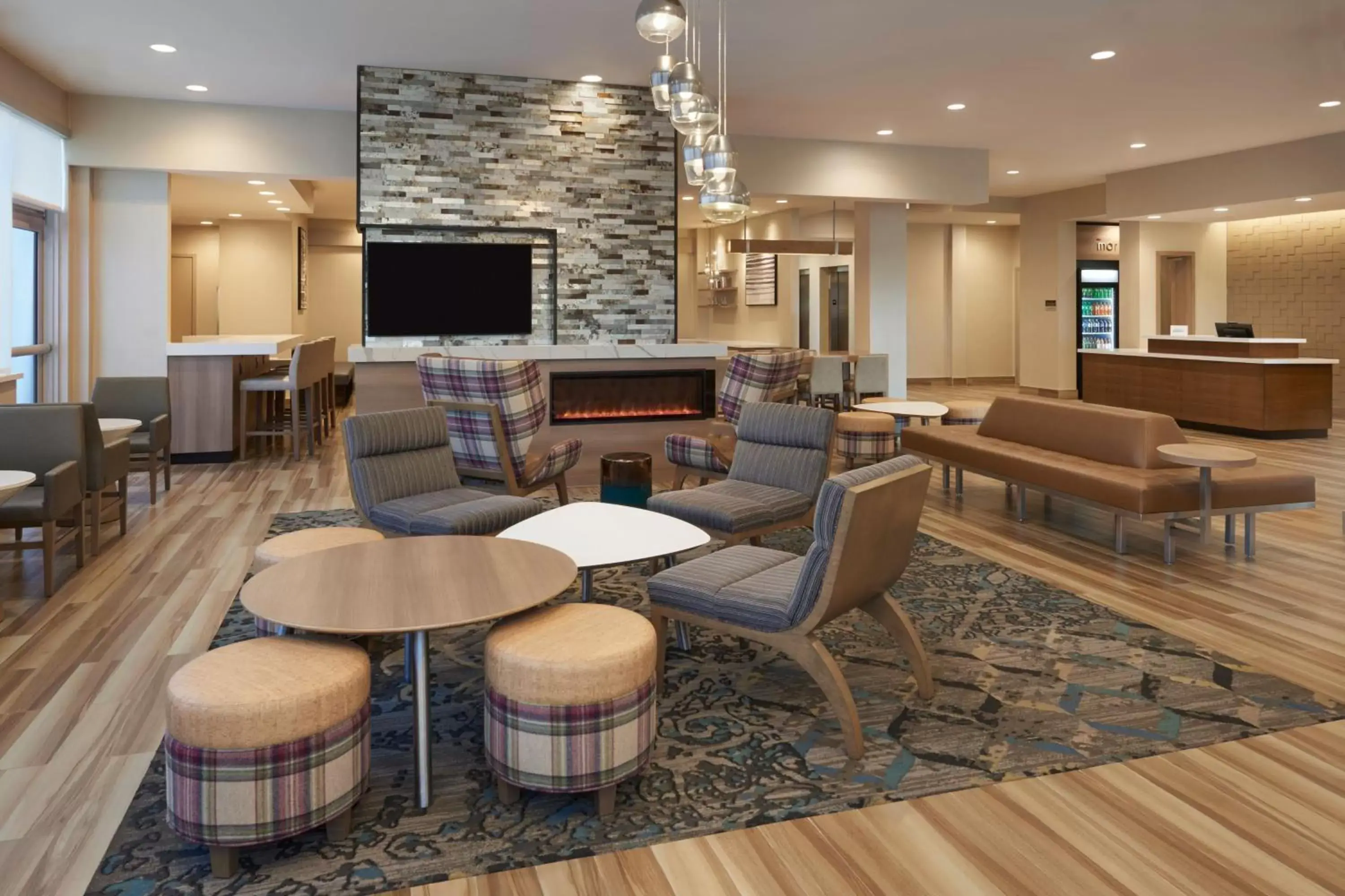 Lobby or reception, Lounge/Bar in Residence Inn by Marriott Toronto Mississauga Southwest