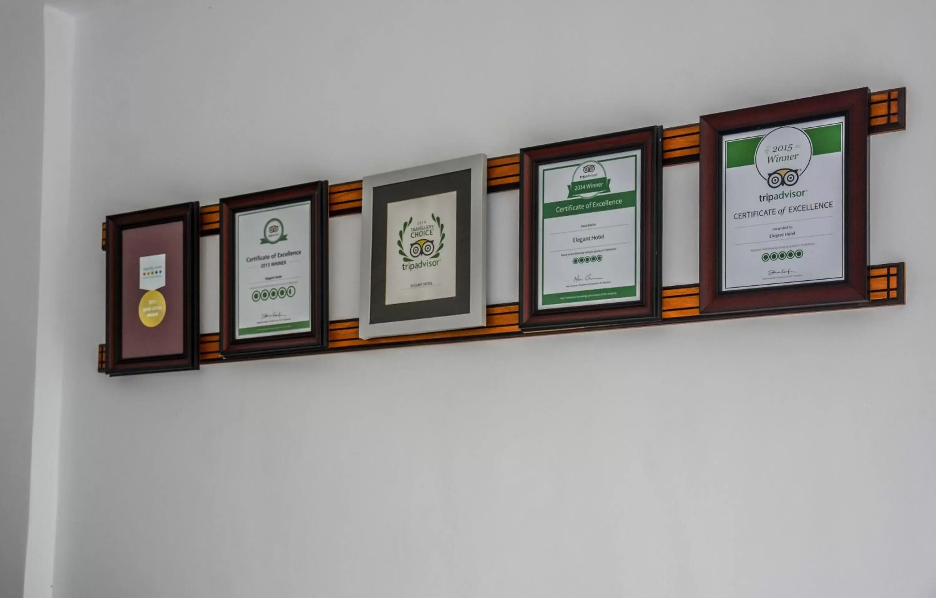 Certificate/Award in Elegant Hotel