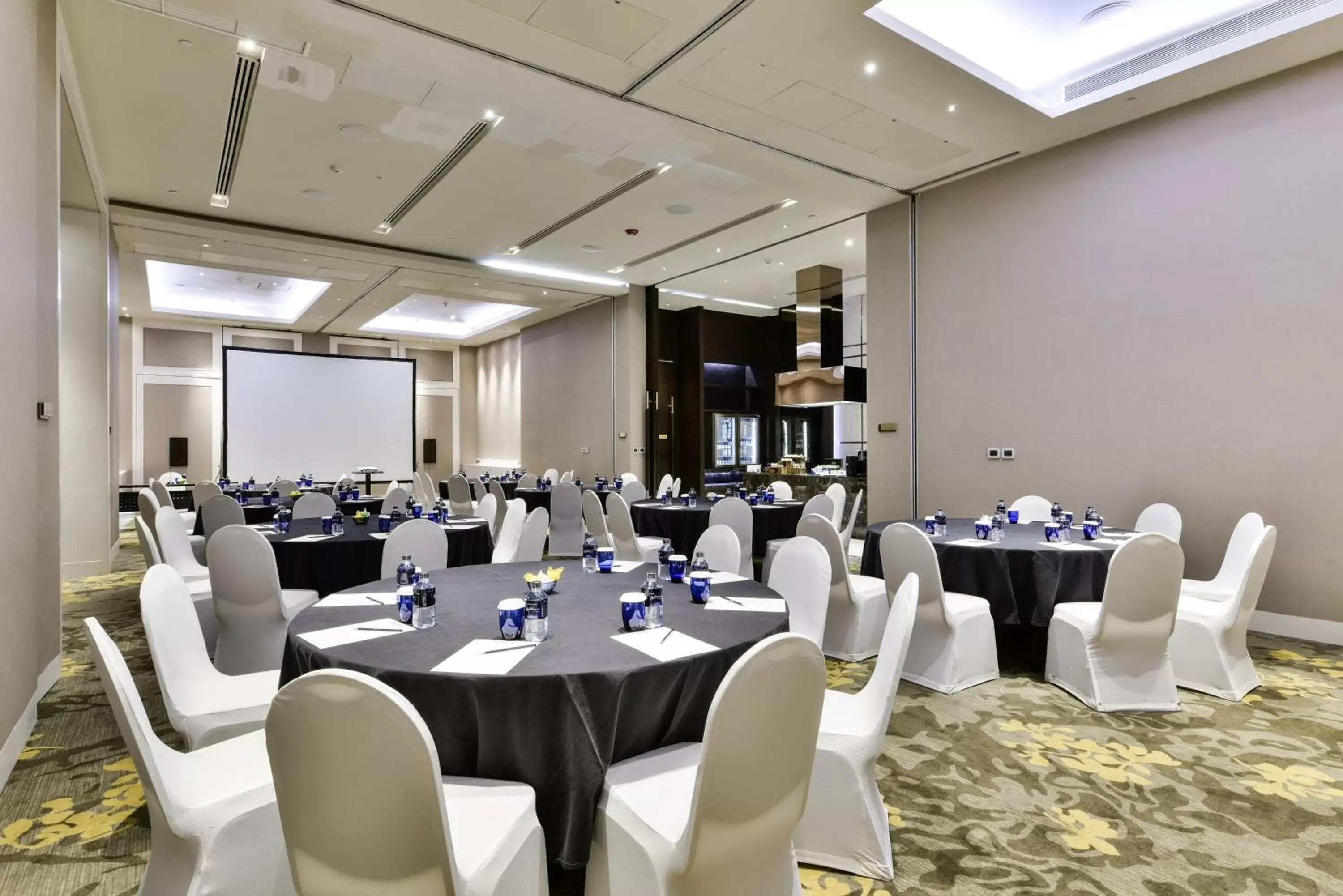 Meeting/conference room, Banquet Facilities in Radisson Blu Plaza Bangkok