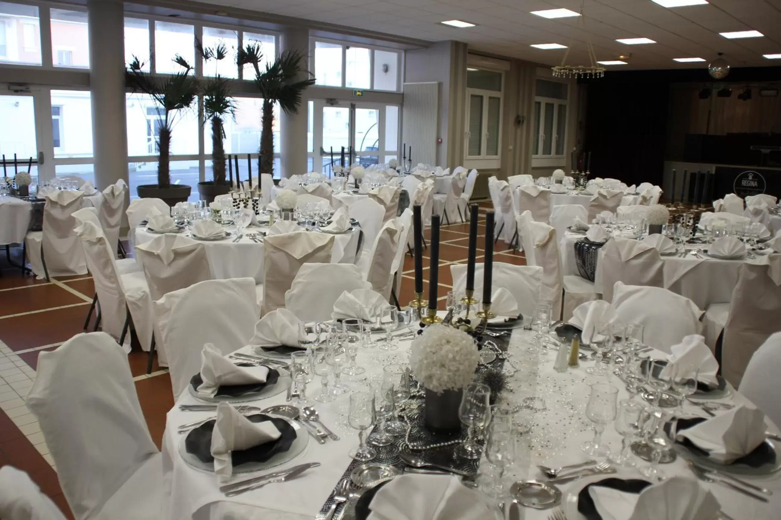 Banquet/Function facilities, Banquet Facilities in Hotel Regina & Spa