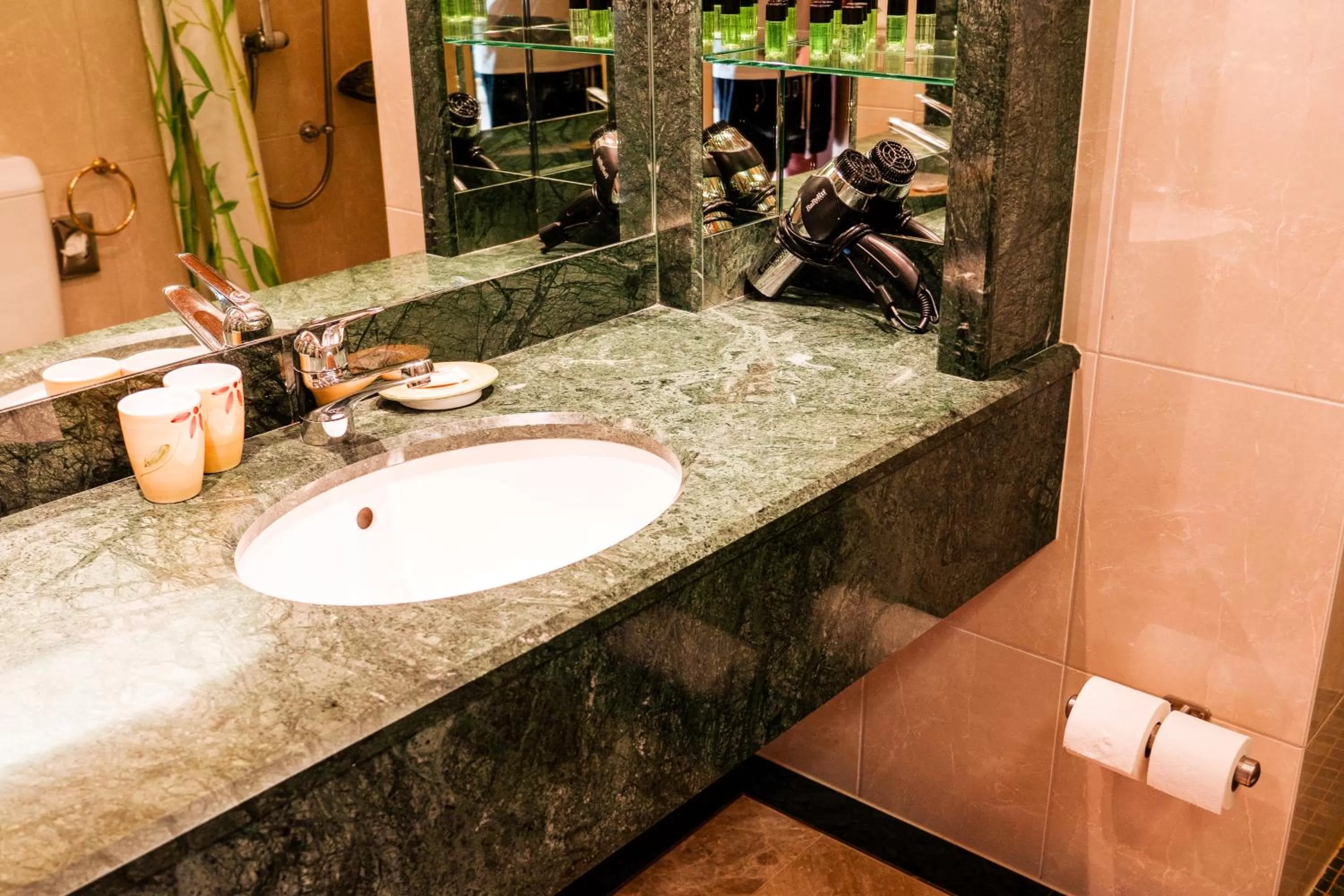 Bathroom in Hostel Flims