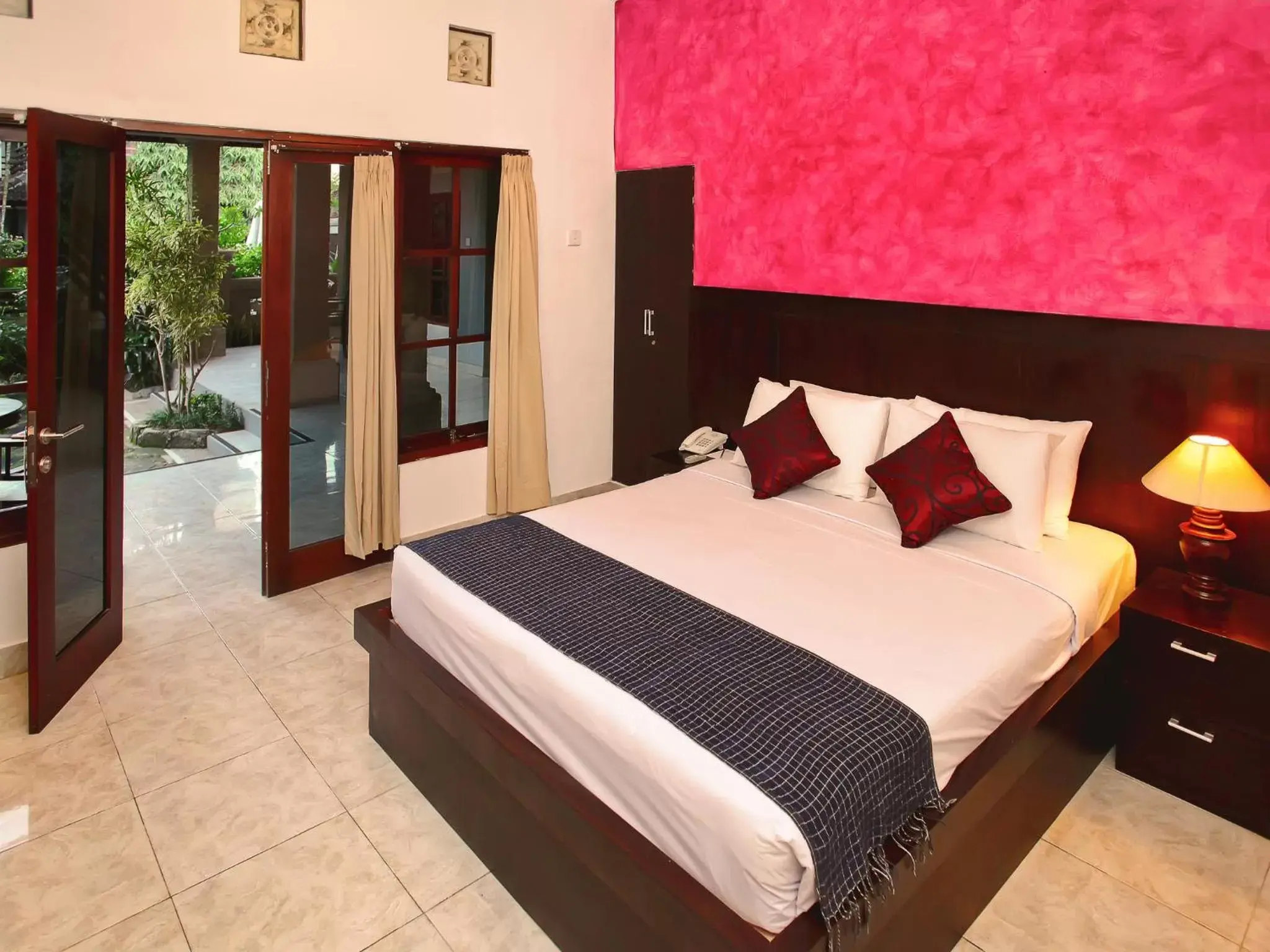 Bed in Puri Sading Hotel