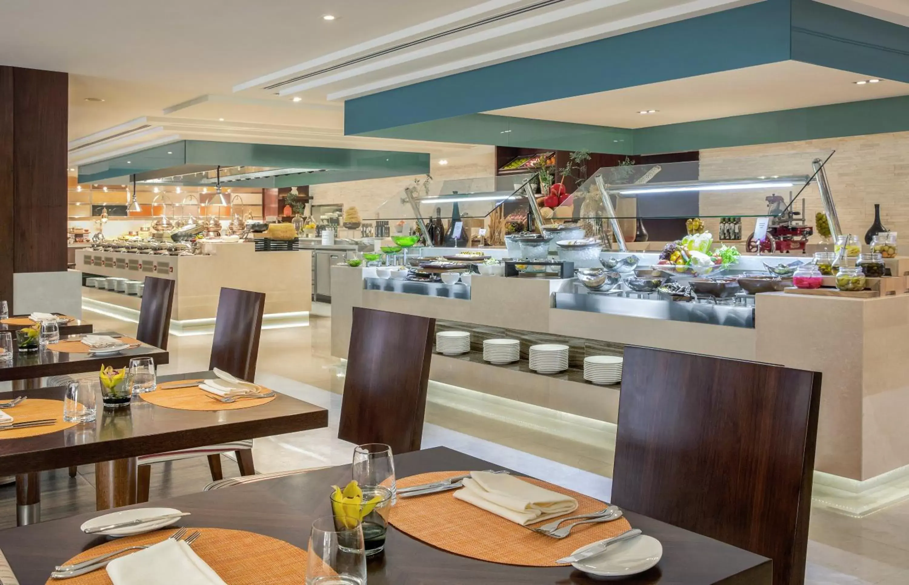 Restaurant/places to eat in Rosh Rayhaan by Rotana Restaurant/places to eat in Rosh Rayhaan by Rotana