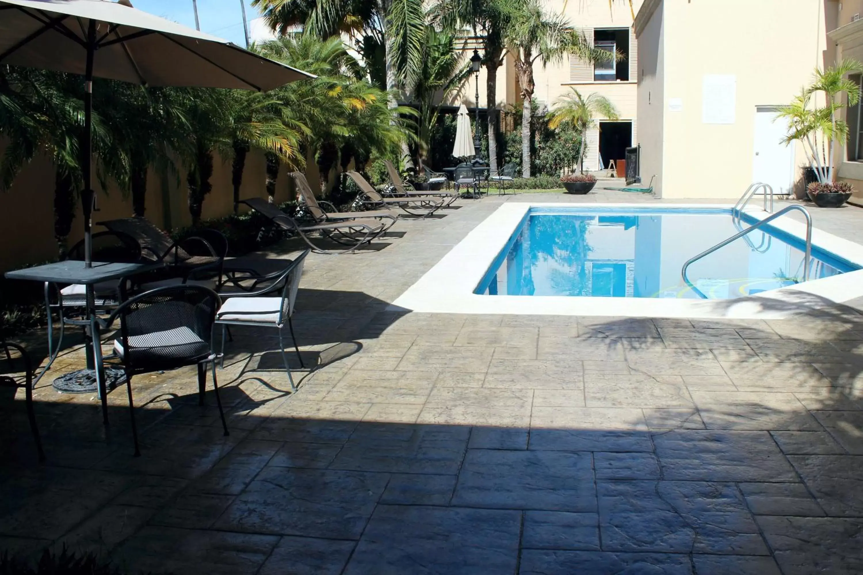 On site, Swimming Pool in Best Western PLUS Los Mochis