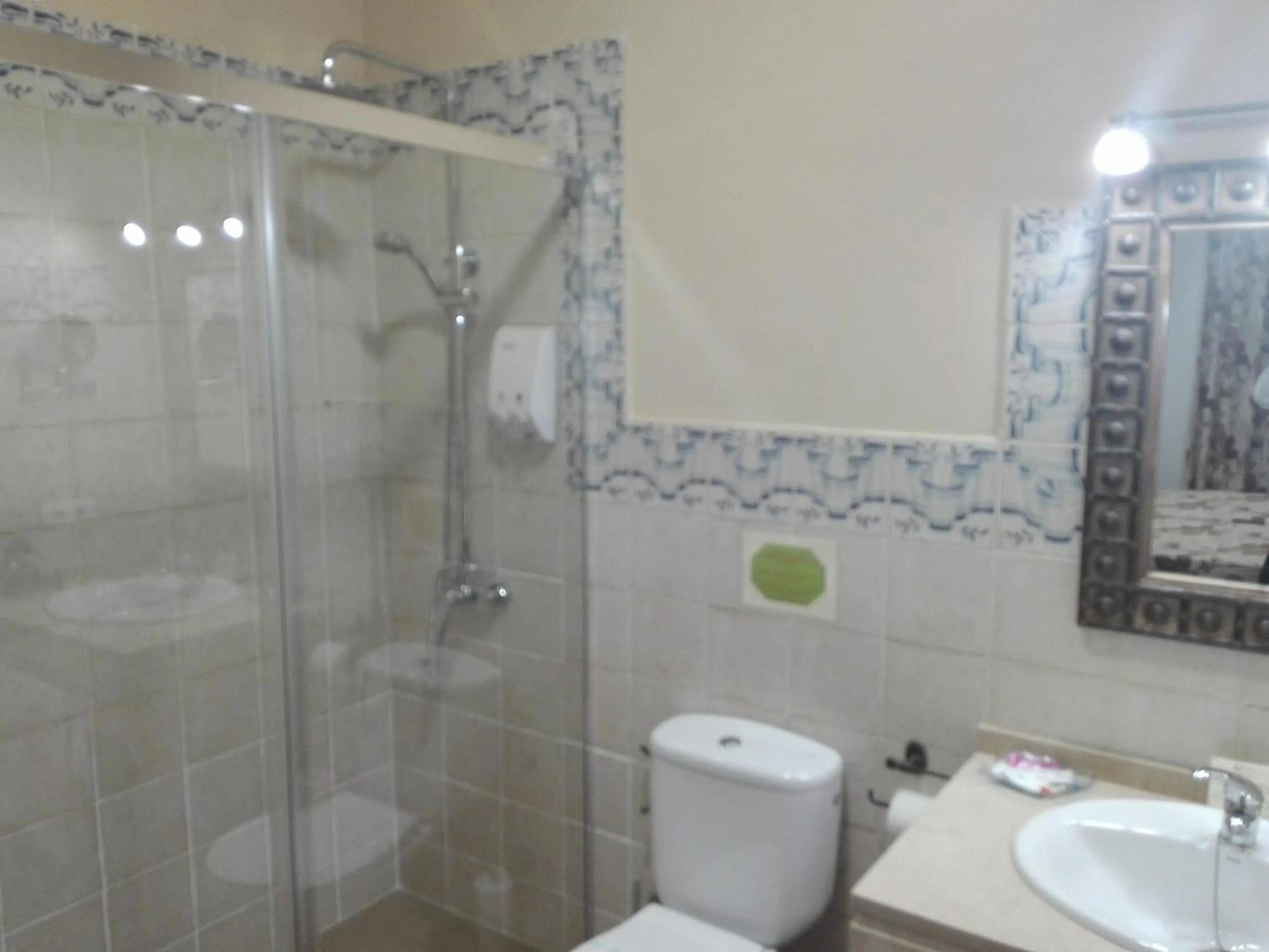 Shower in Hotel Valsequillo