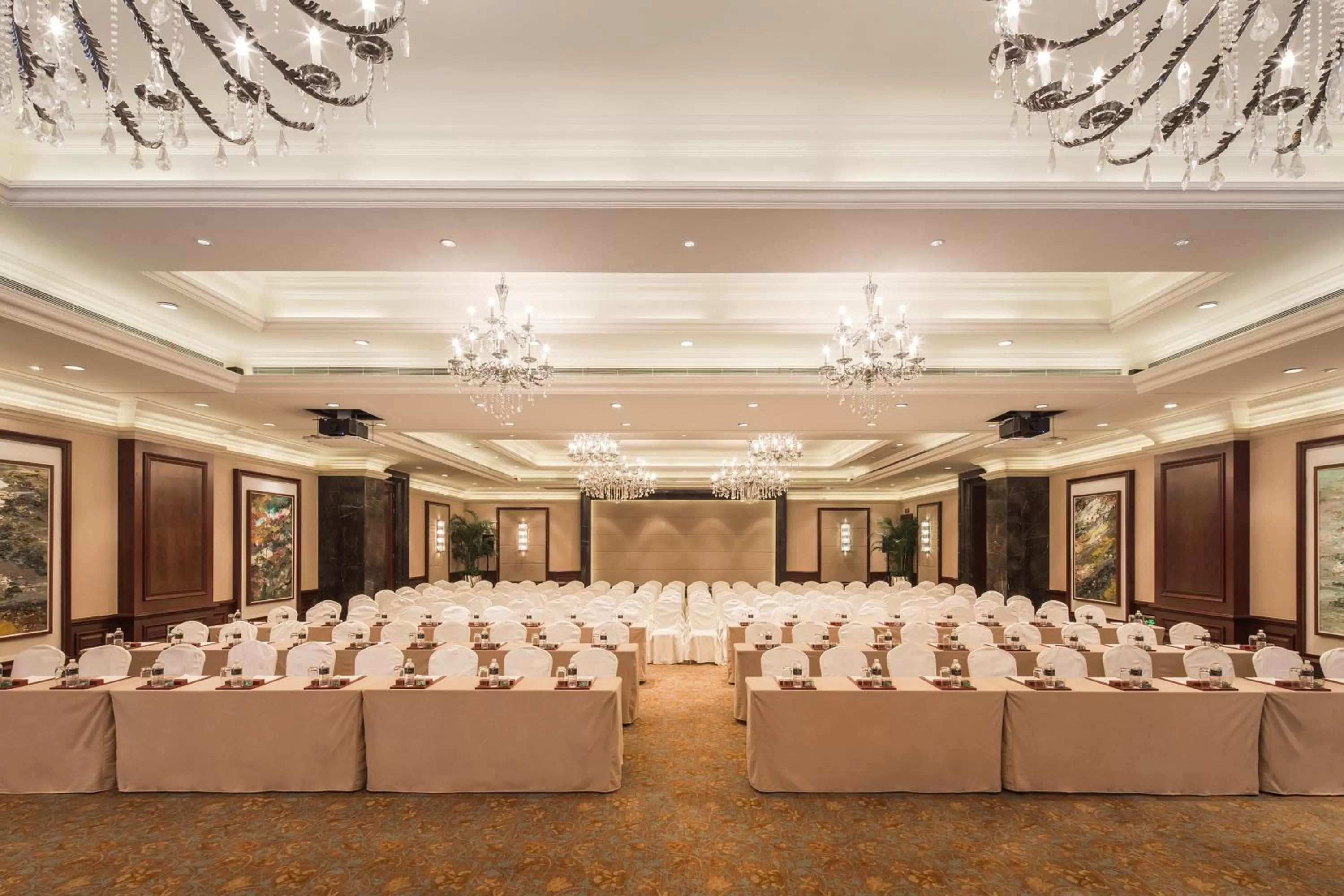Banquet/Function facilities in InterContinental Shanghai Ruijin by IHG - Downtown Historic Iconic Garden Hotel