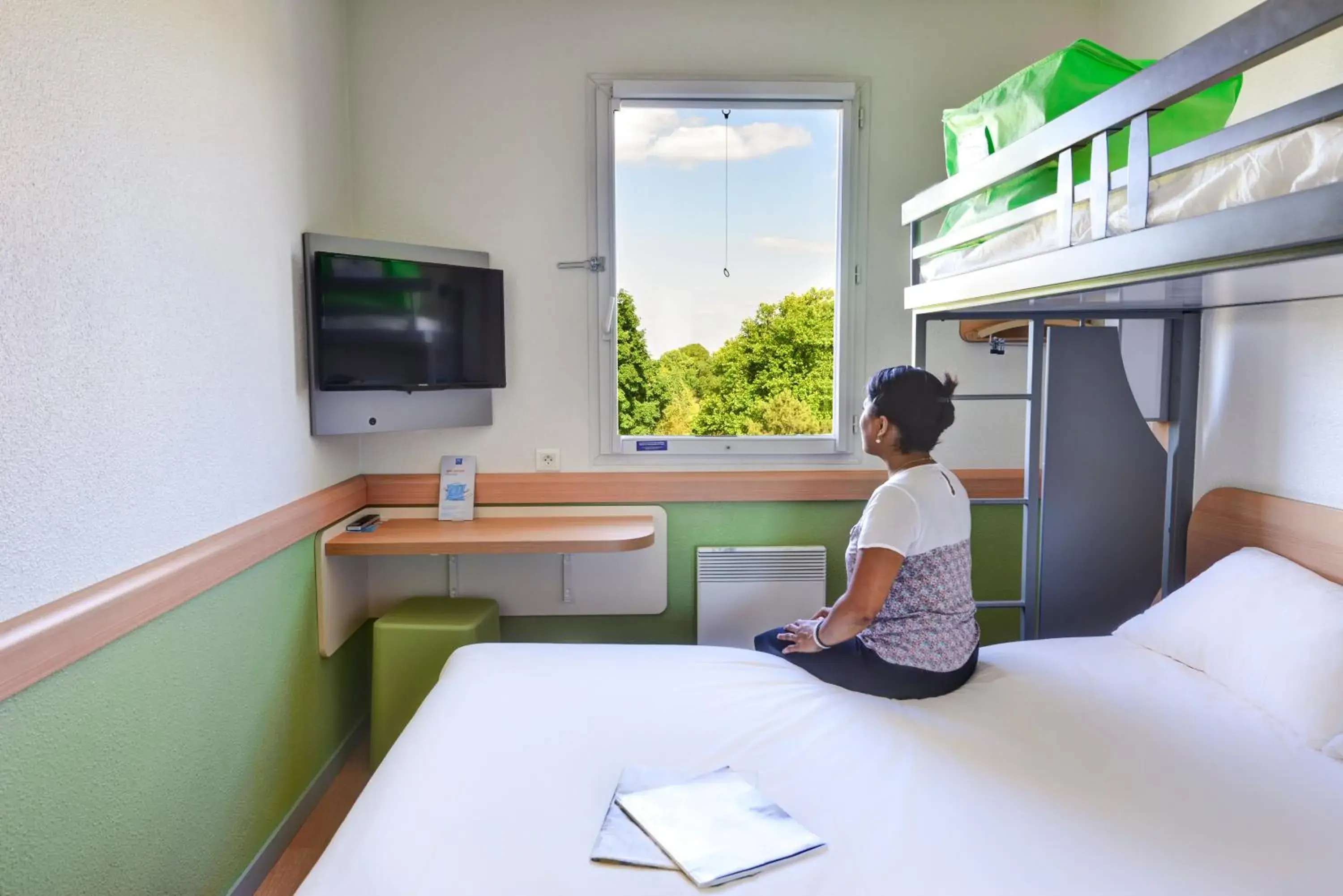 TV and multimedia in Ibis Budget Orly Chevilly Tram 7