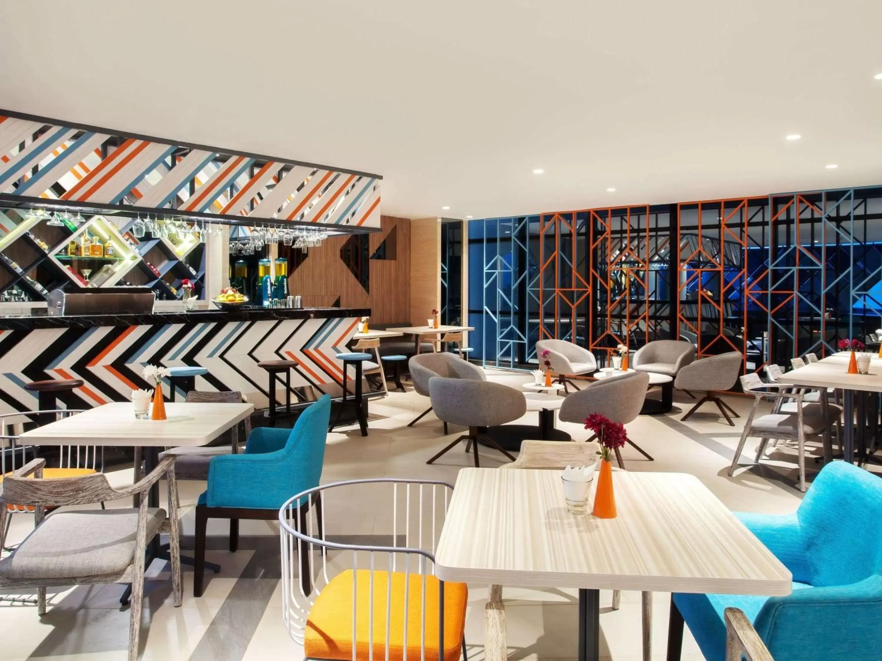 Lounge or bar, Restaurant/Places to Eat in ibis Styles Medan Pattimura