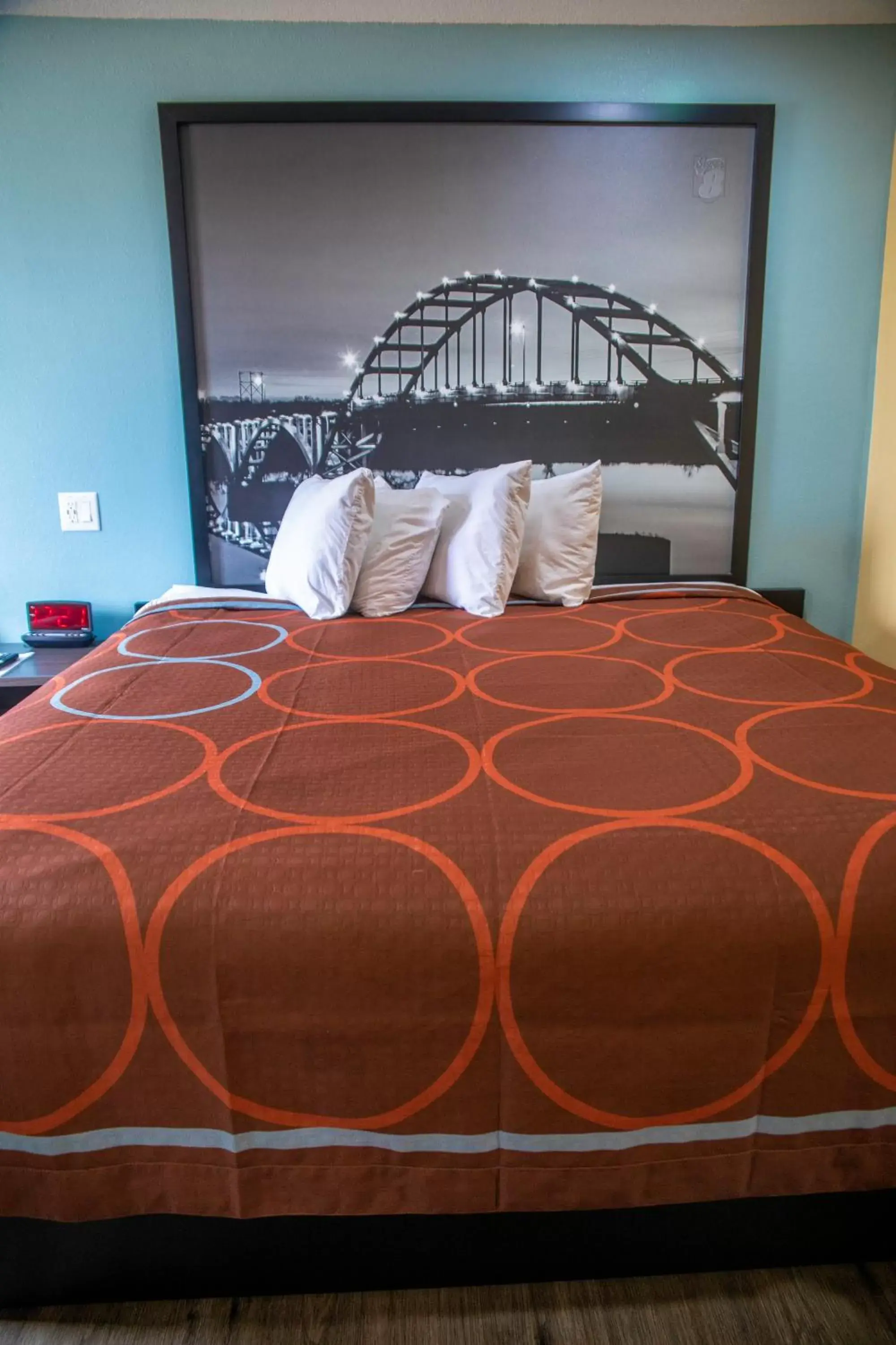 Bed in Super 8 by Wyndham Mountain Home