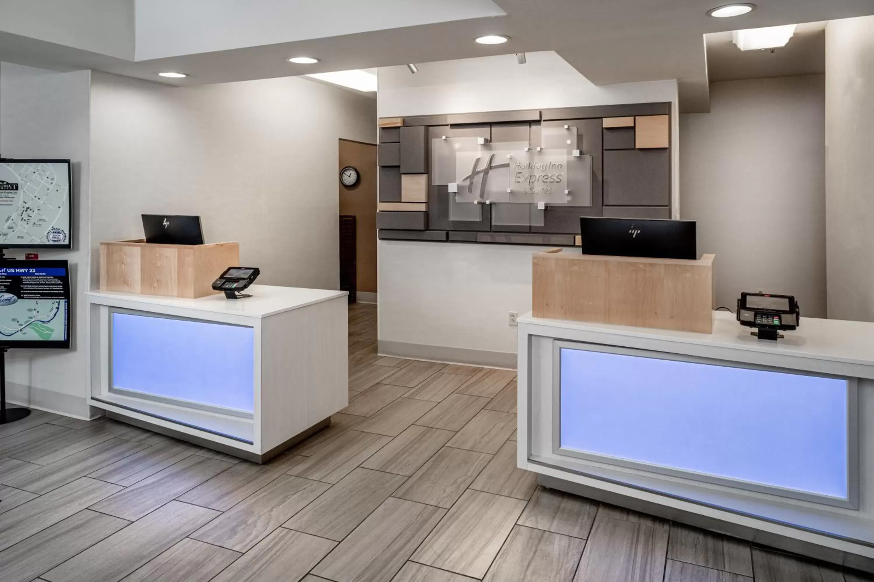 Lobby or reception, Lobby/Reception in Holiday Inn Express and Suites Pikeville, an IHG Hotel