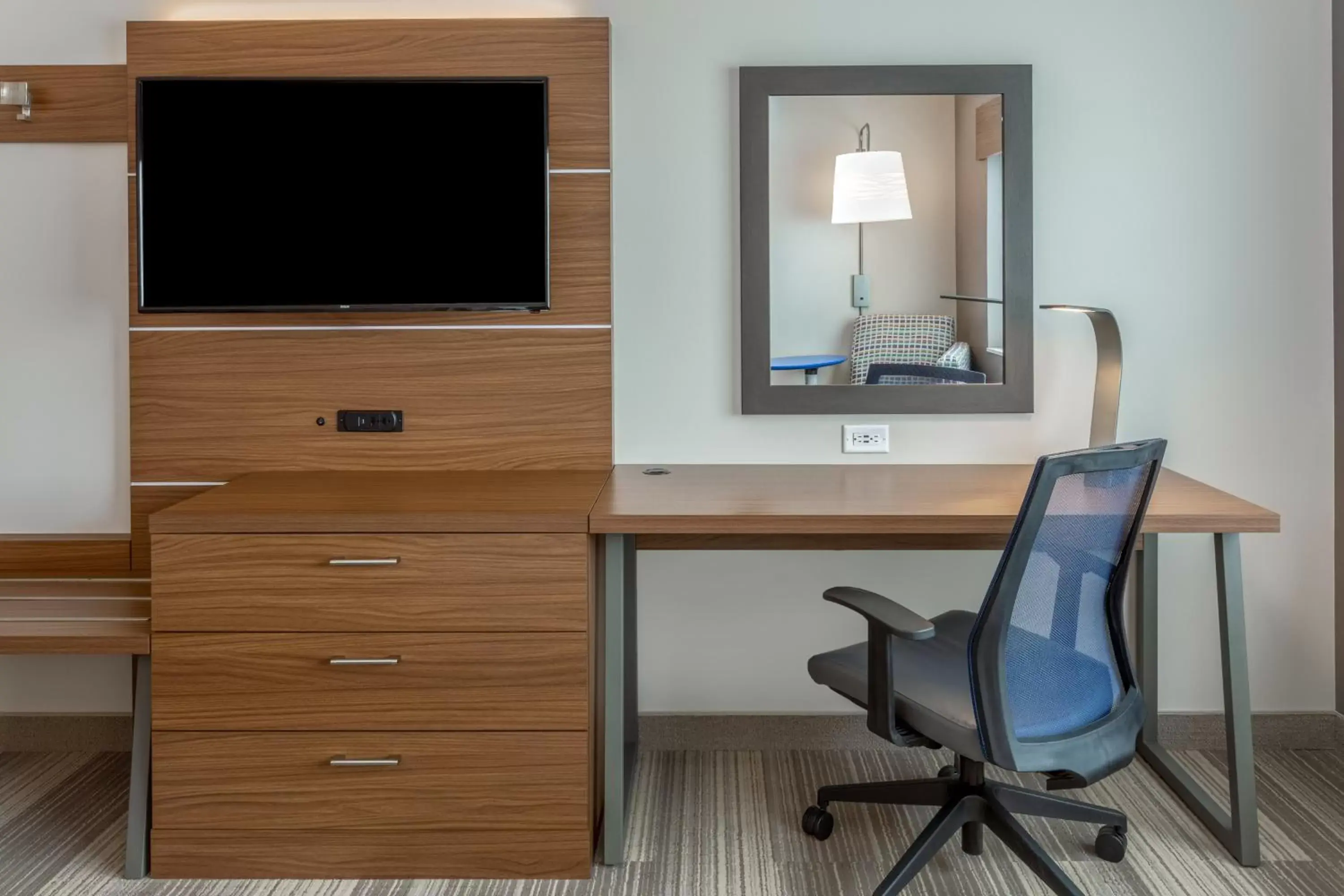 Photo of the whole room, TV/Entertainment Center in Holiday Inn Express & Suites - Rice Lake, an IHG Hotel