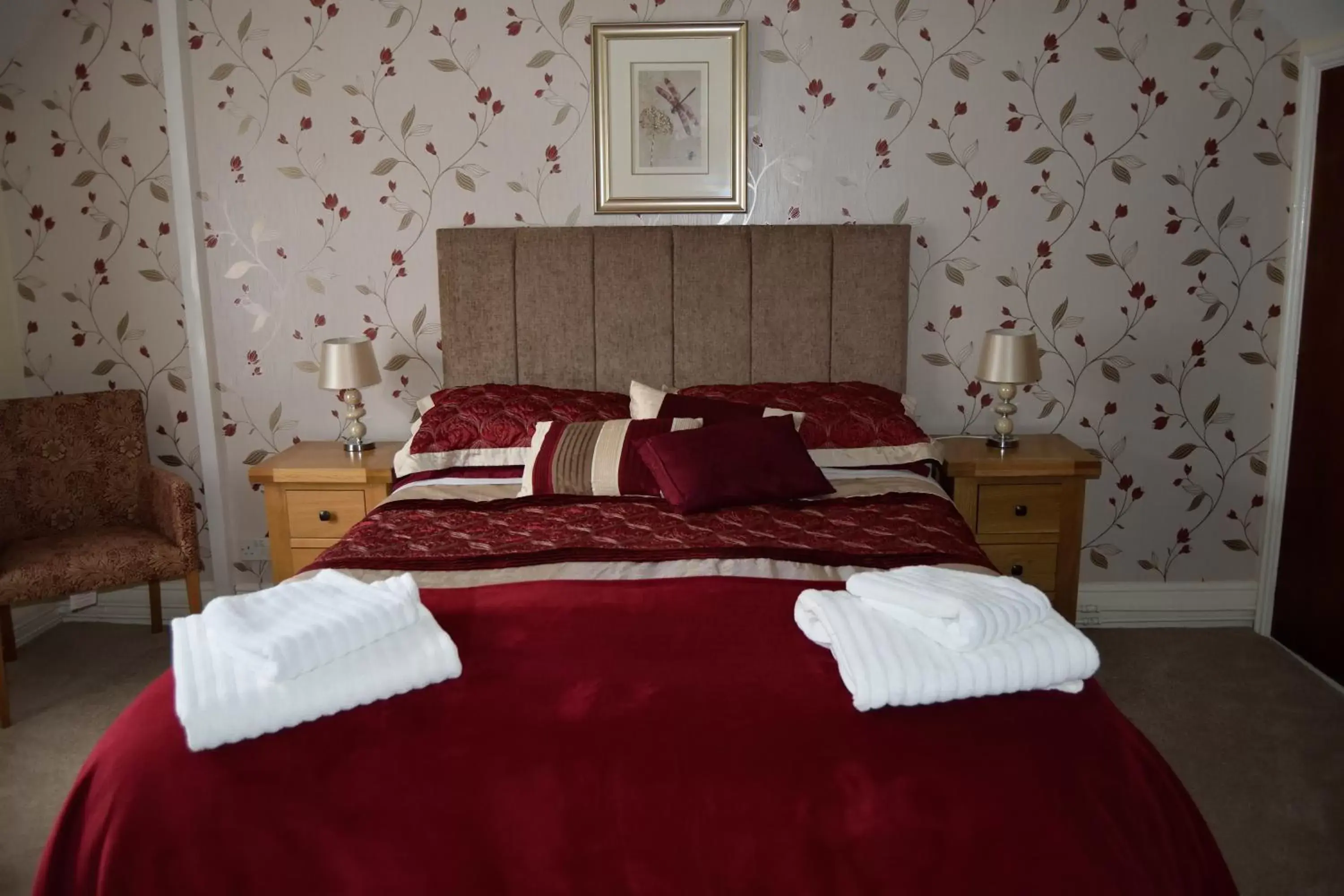 Bed in The White Lion Inn