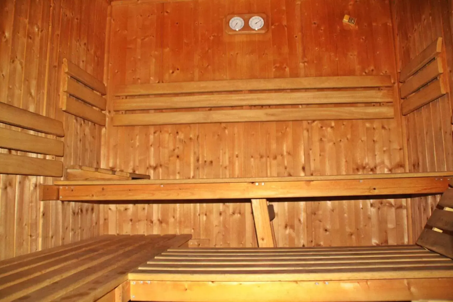 Sauna in Kyriad Charleville Mezieres