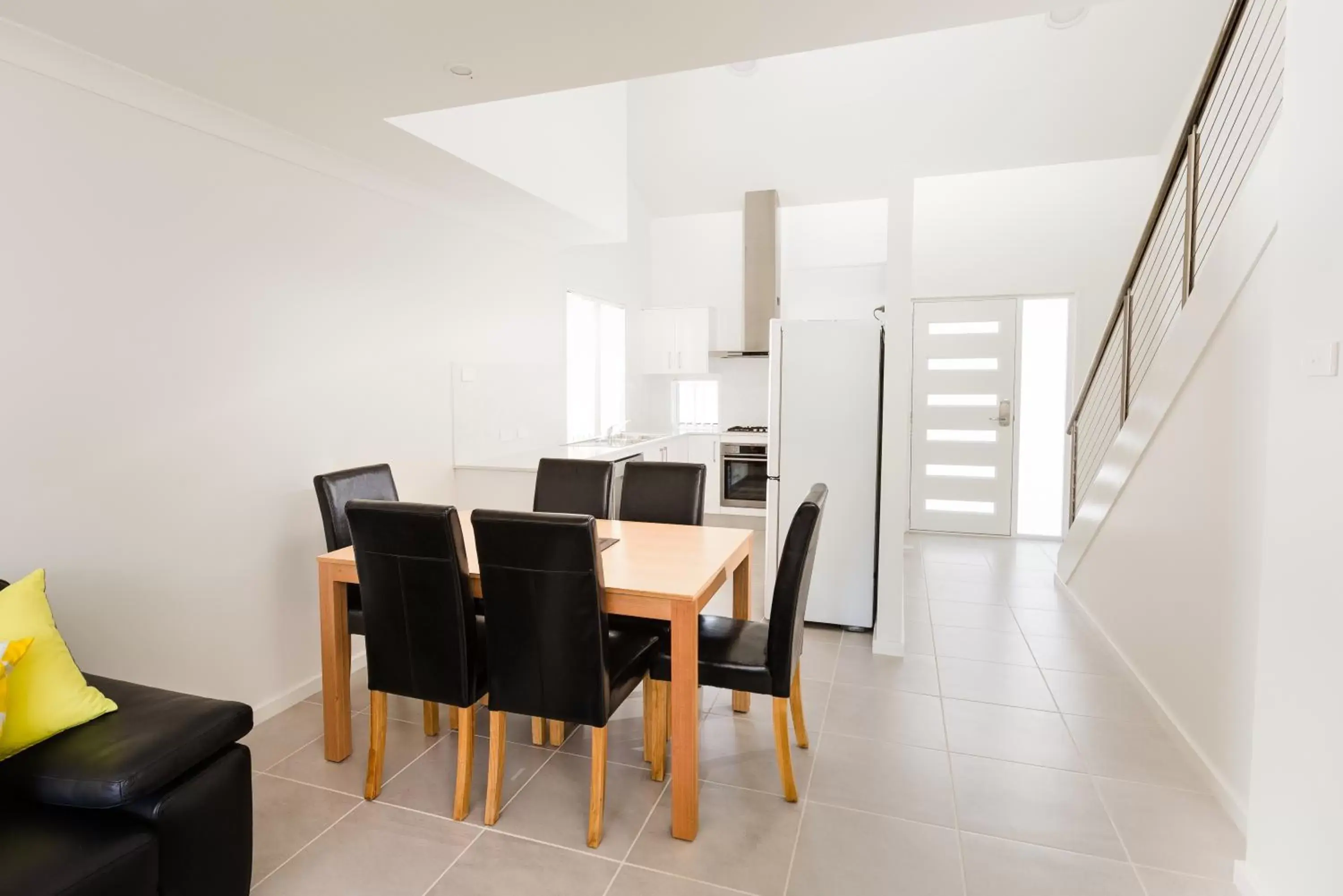 Kitchen or kitchenette, Dining Area in Wallsend Executive Apartments