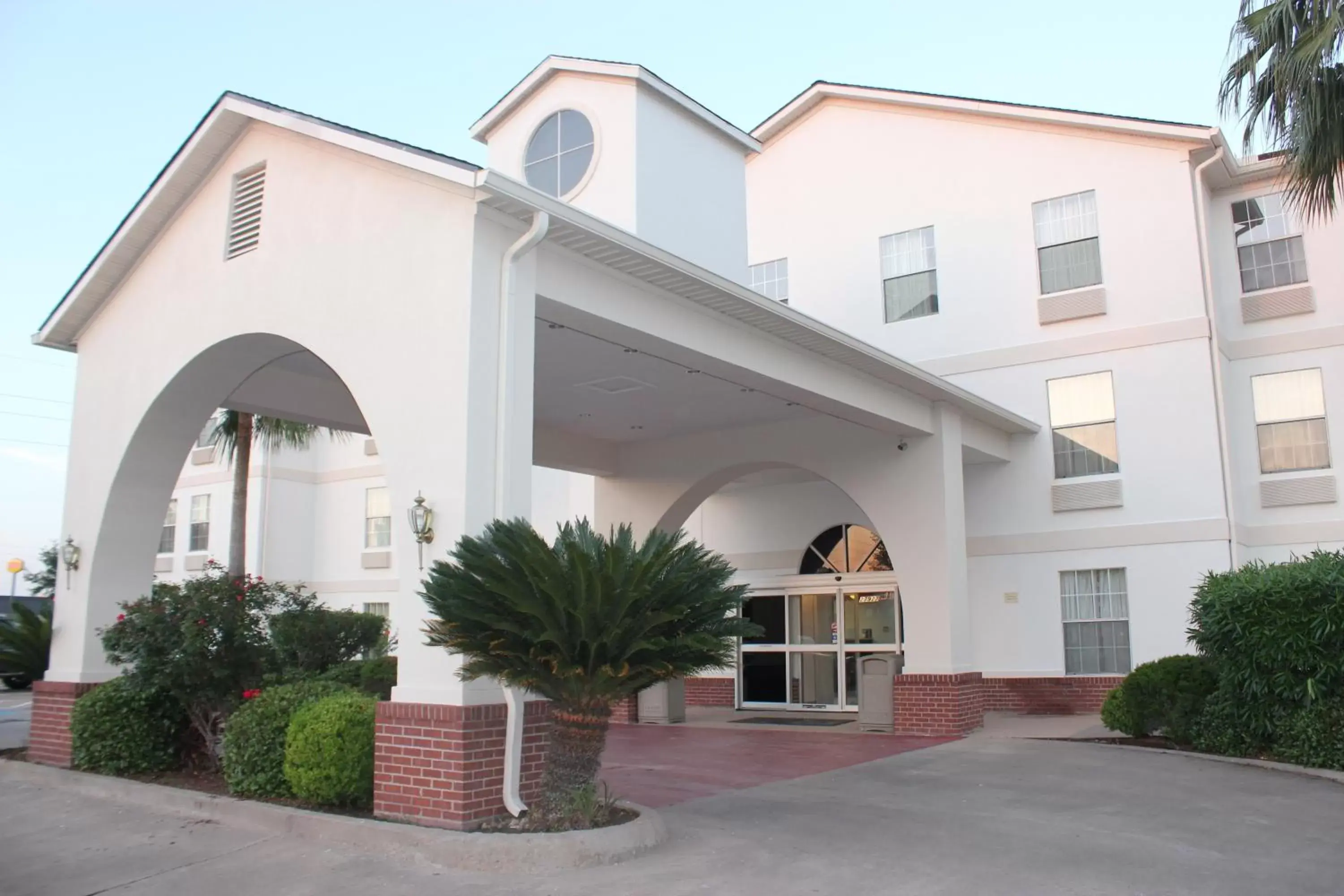 Facade/entrance, Property Building in Motel 6-Rosenberg, TX