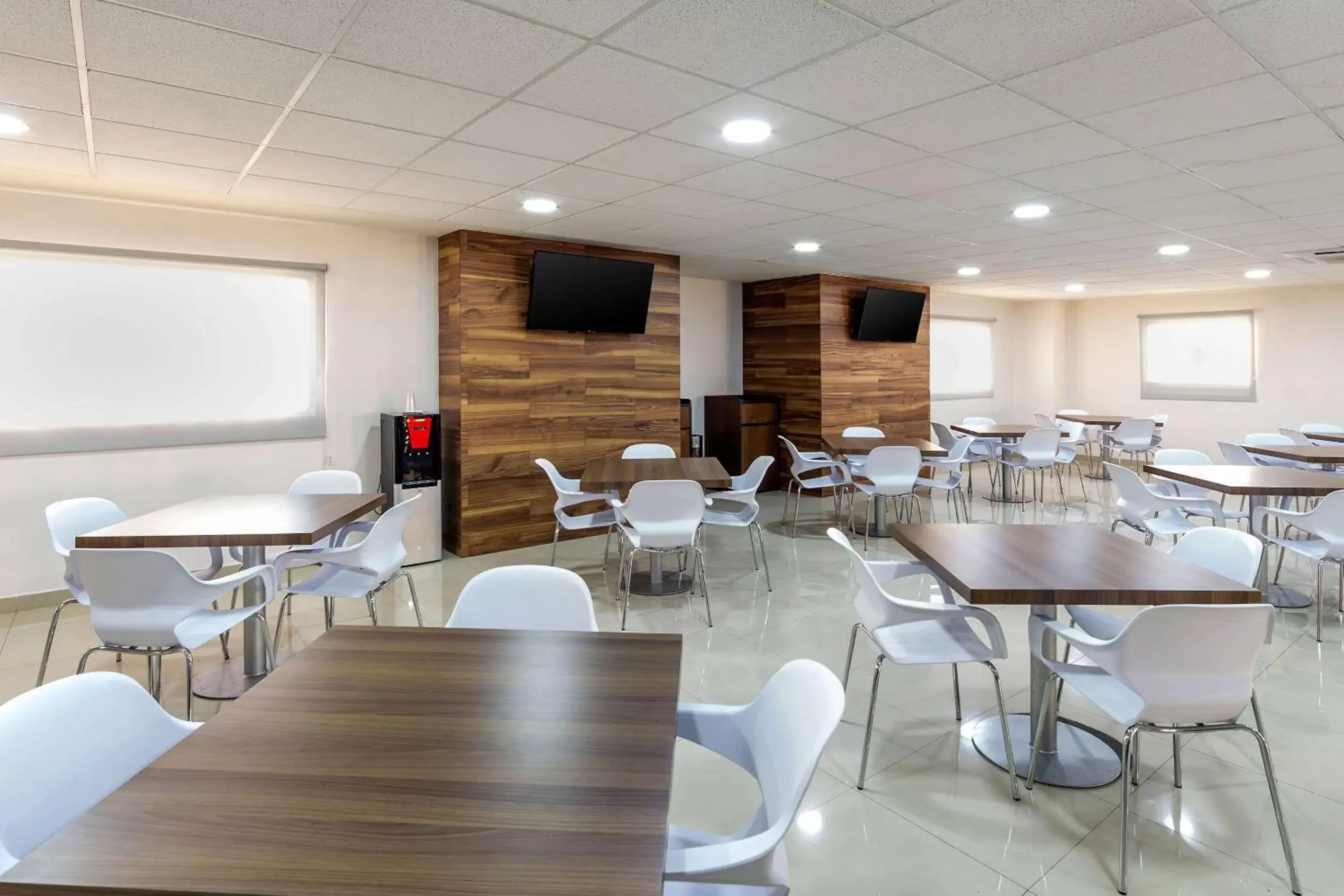 Restaurant/places to eat in Sleep Inn Mexicali Restaurant/places to eat in Sleep Inn Mexicali