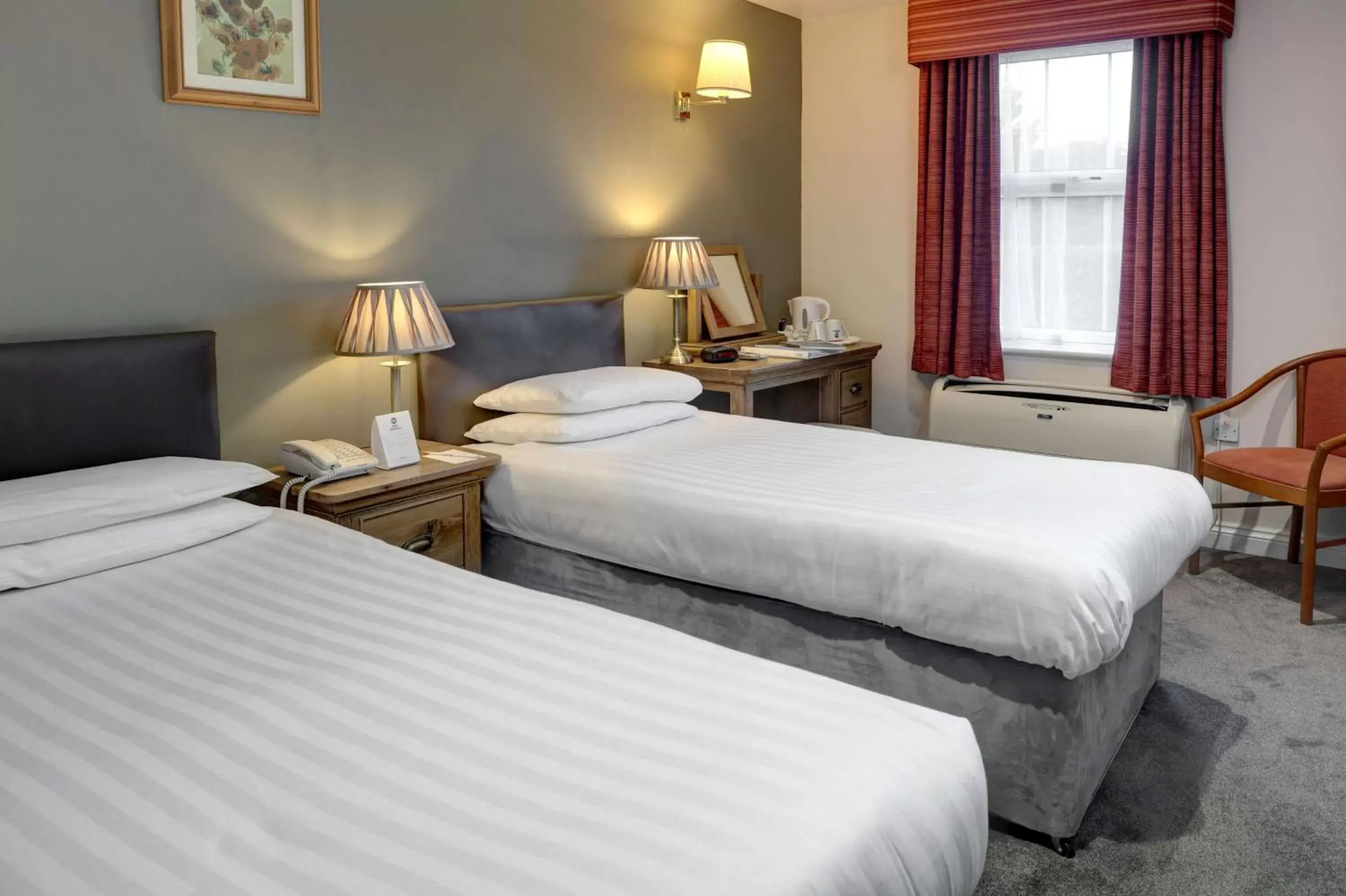 Bed in Best Western Claydon Hotel