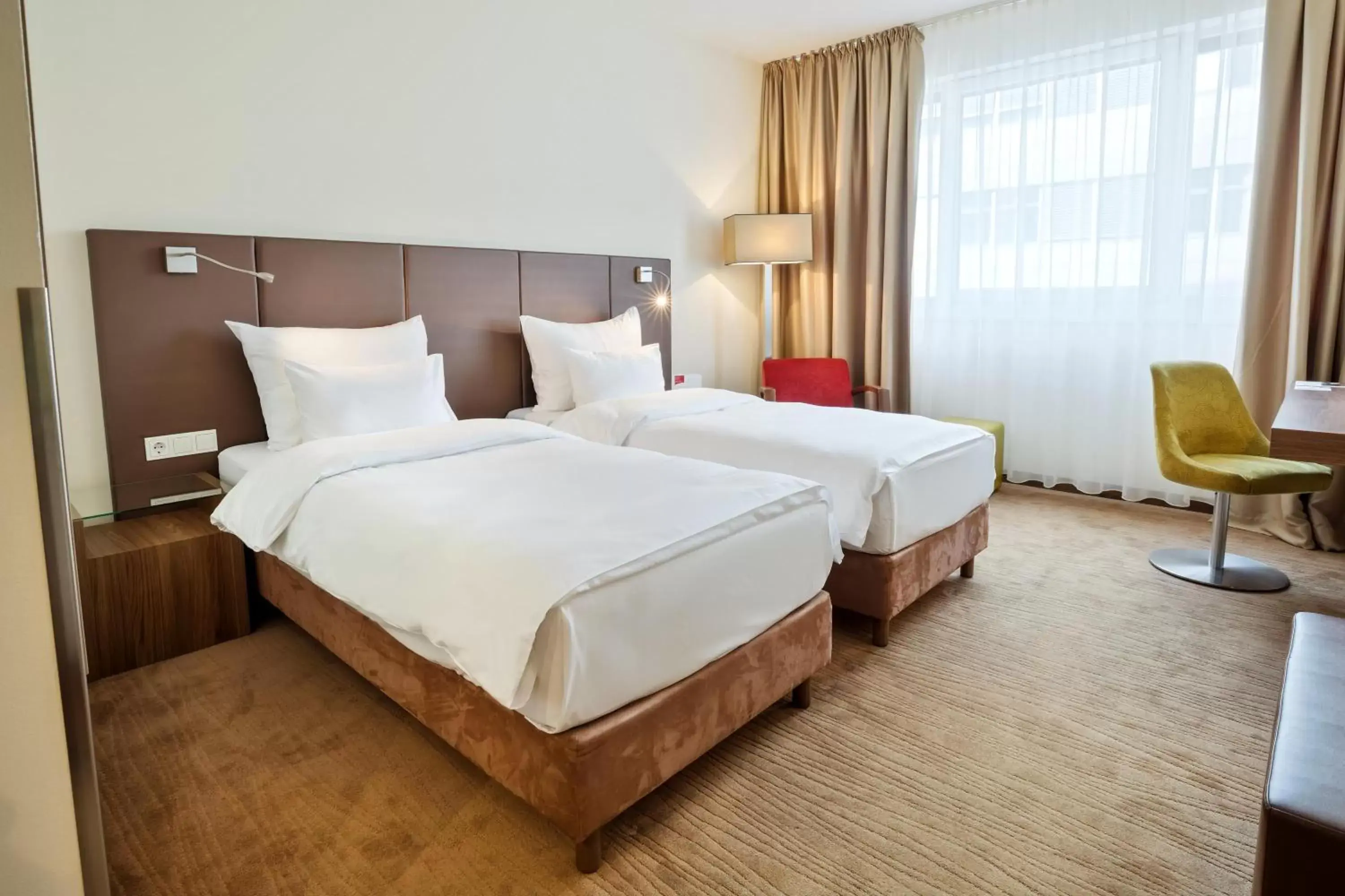 Photo of the whole room, Bed in Austria Trend Hotel Doppio Wien