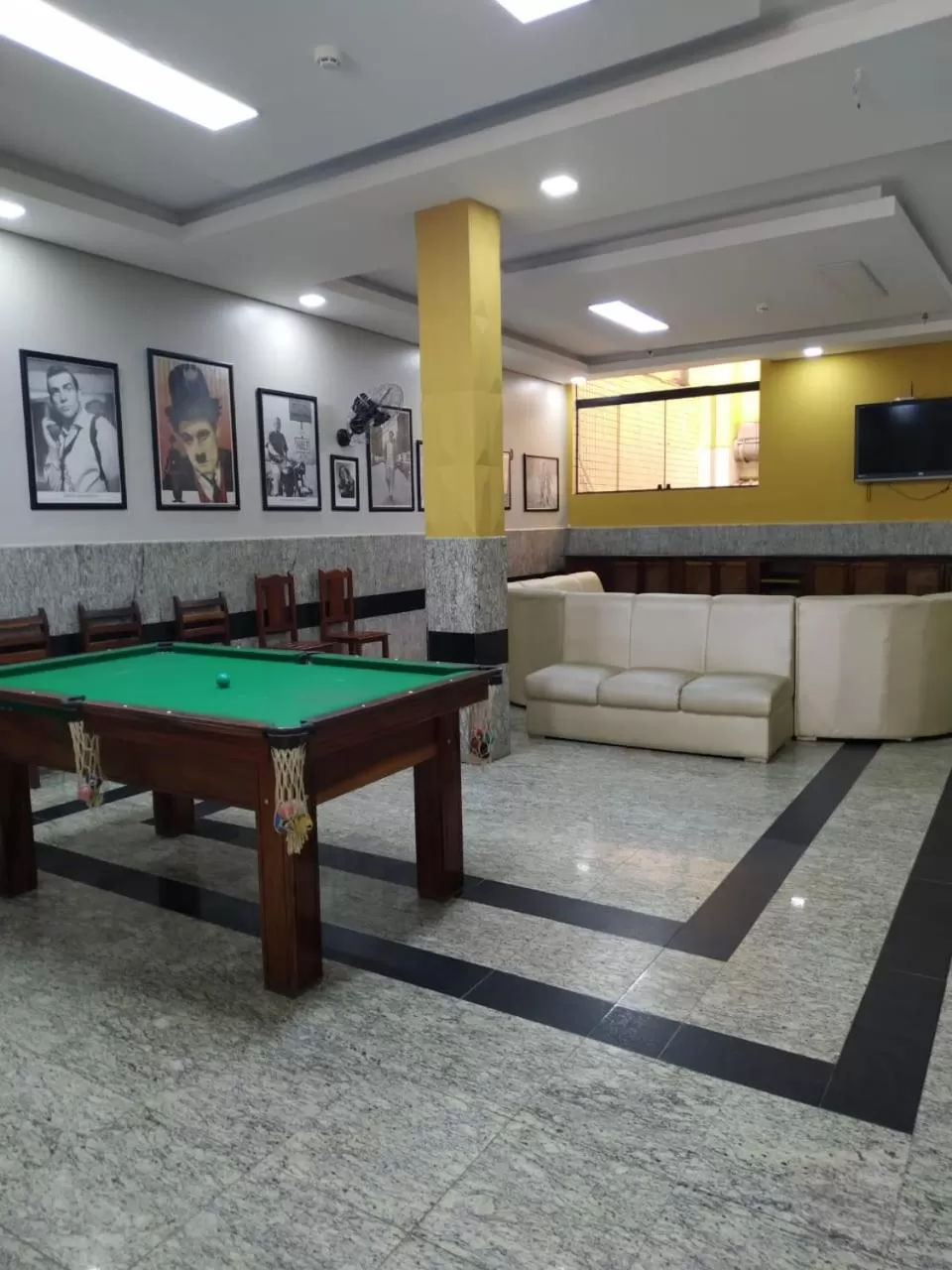 Hollywood Palace Hotel