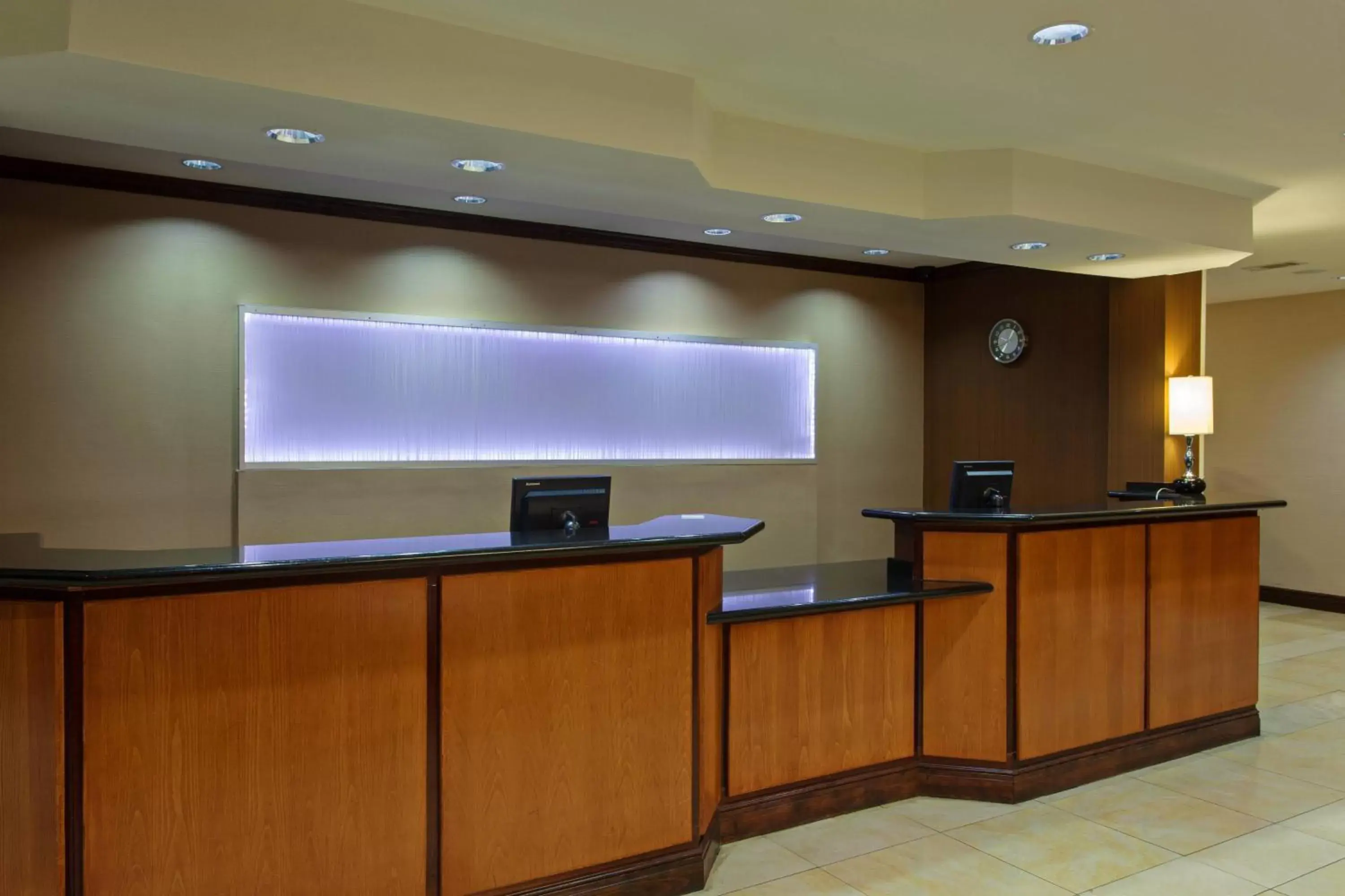 Lobby or reception, TV/Entertainment Center in Fairfield Inn and Suites by Marriott El Paso